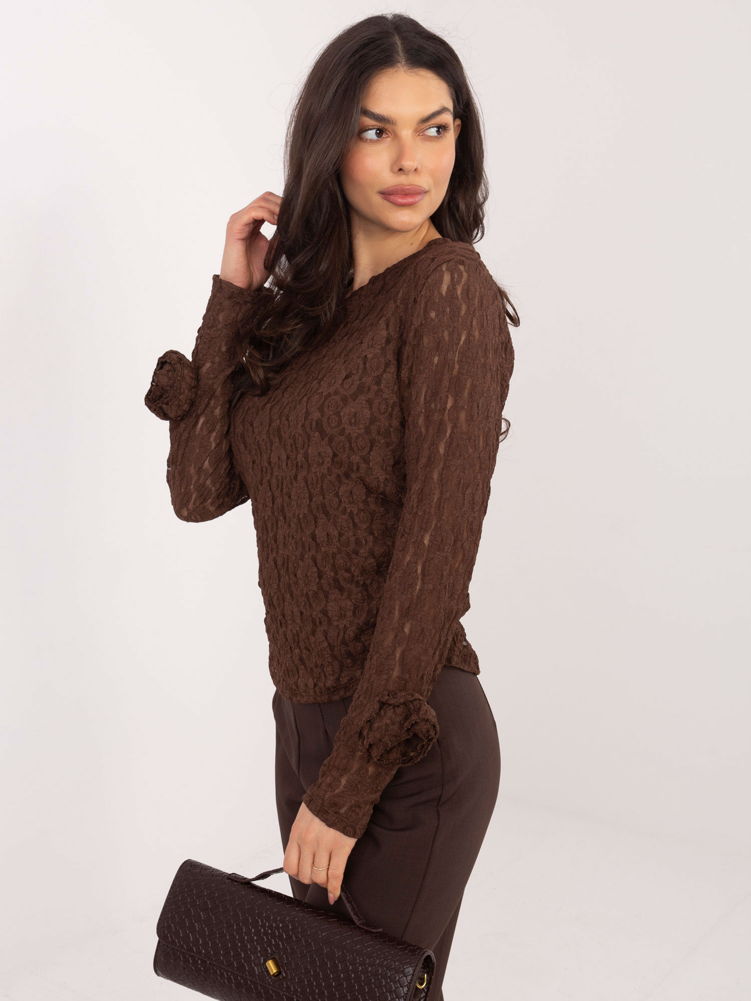 Hnědá vzorovaná halenka