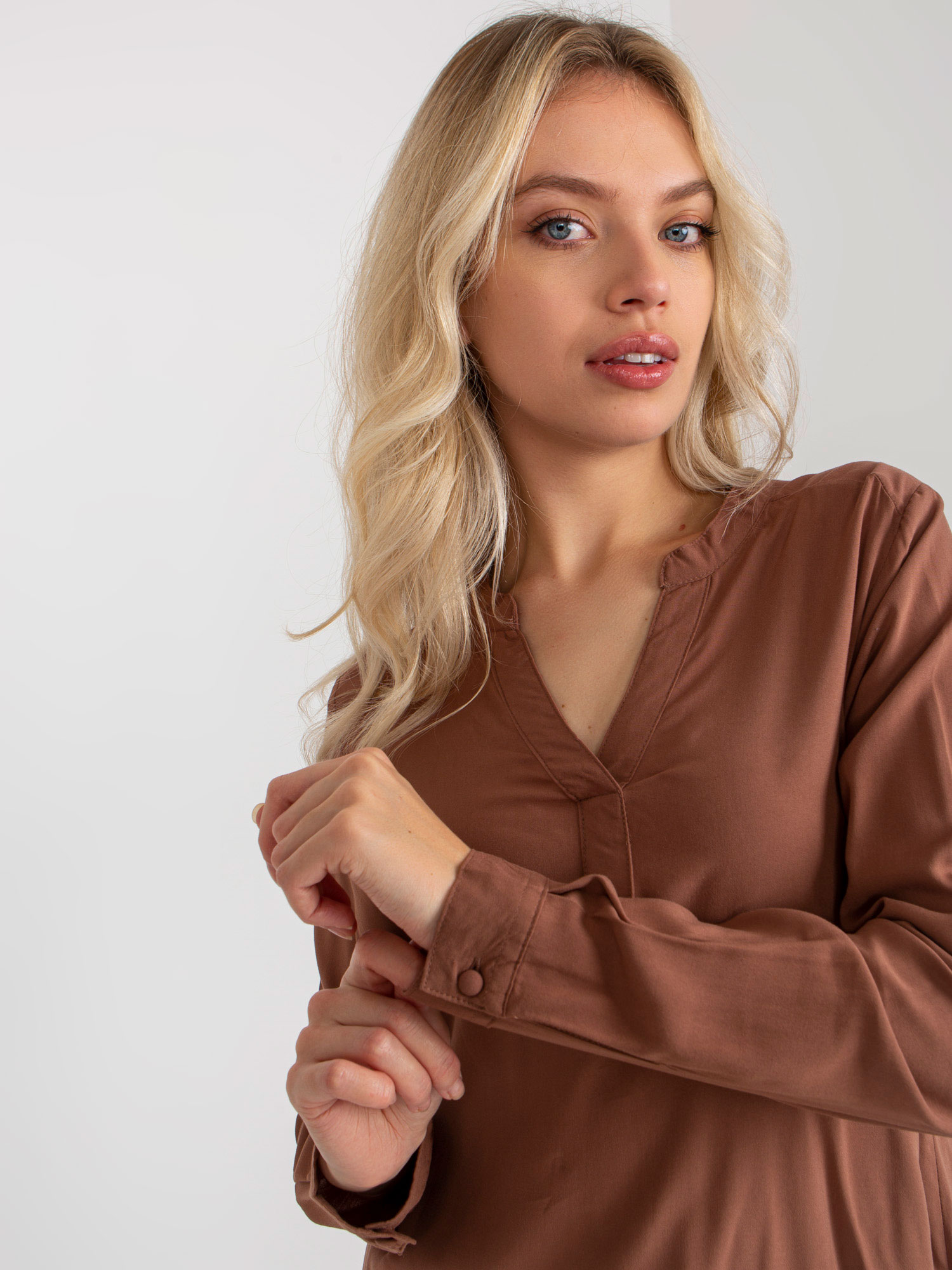 Blouse-D73761M11081A-brown