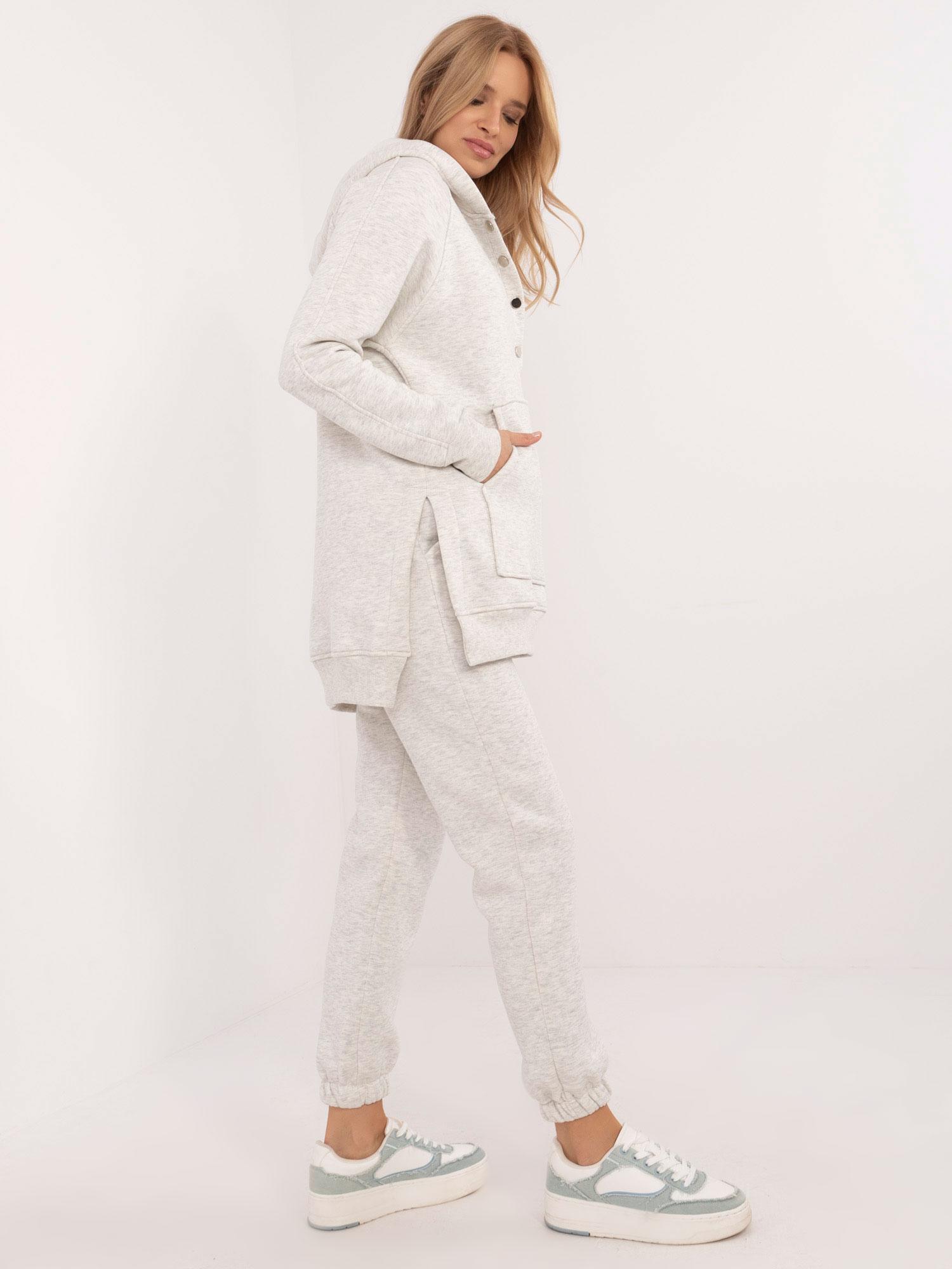Set-EM-KMPL-847.66-light grey
