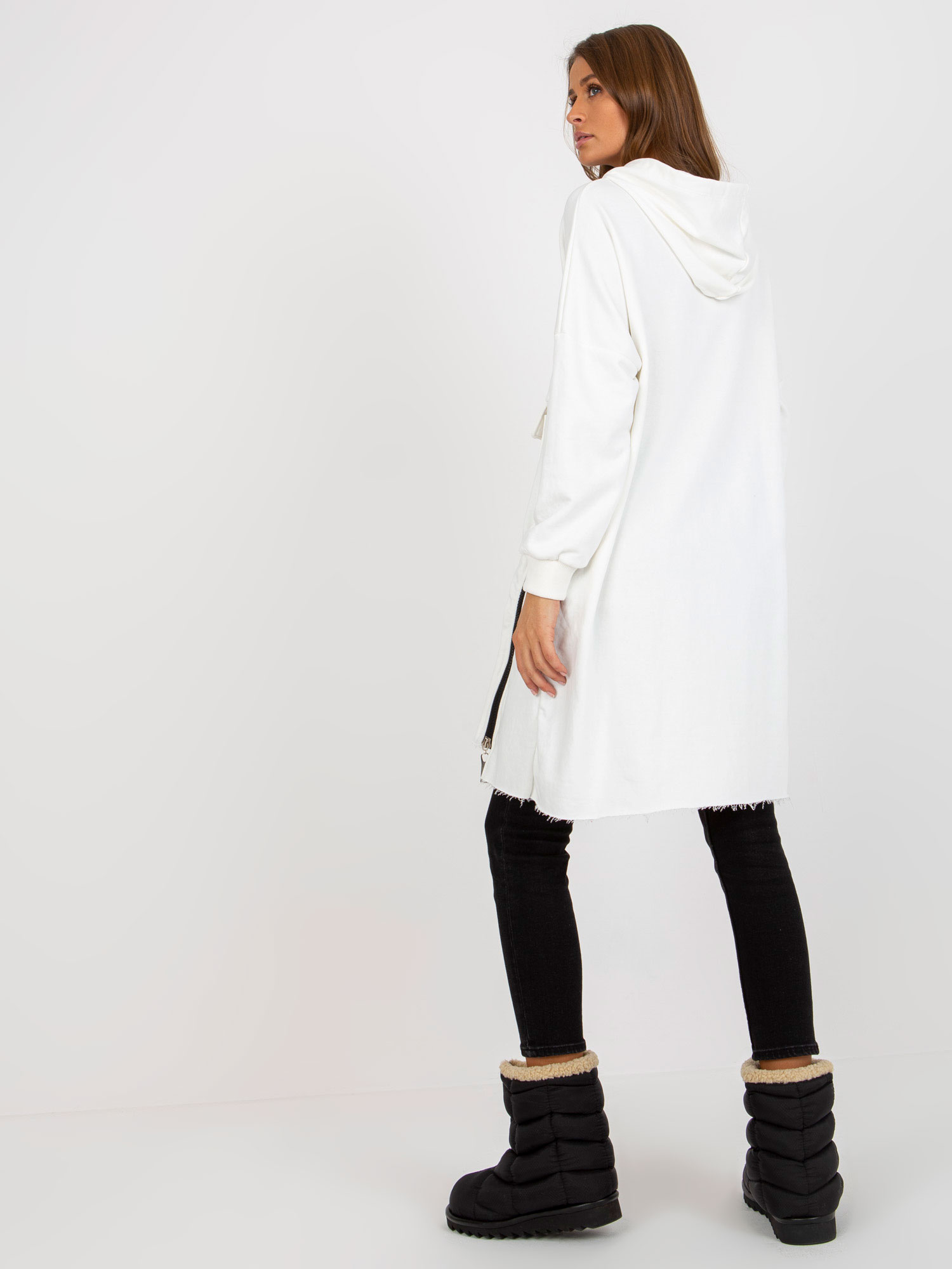 Sweatshirt-FA-BL-8114.42P-ecru