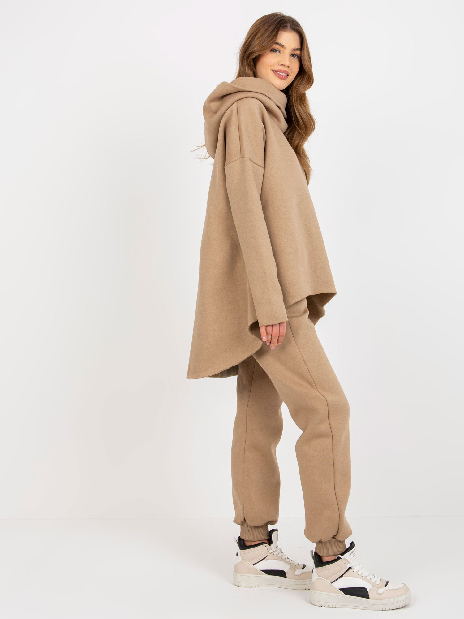 Set-EM-KMPL-632.13-dark beige