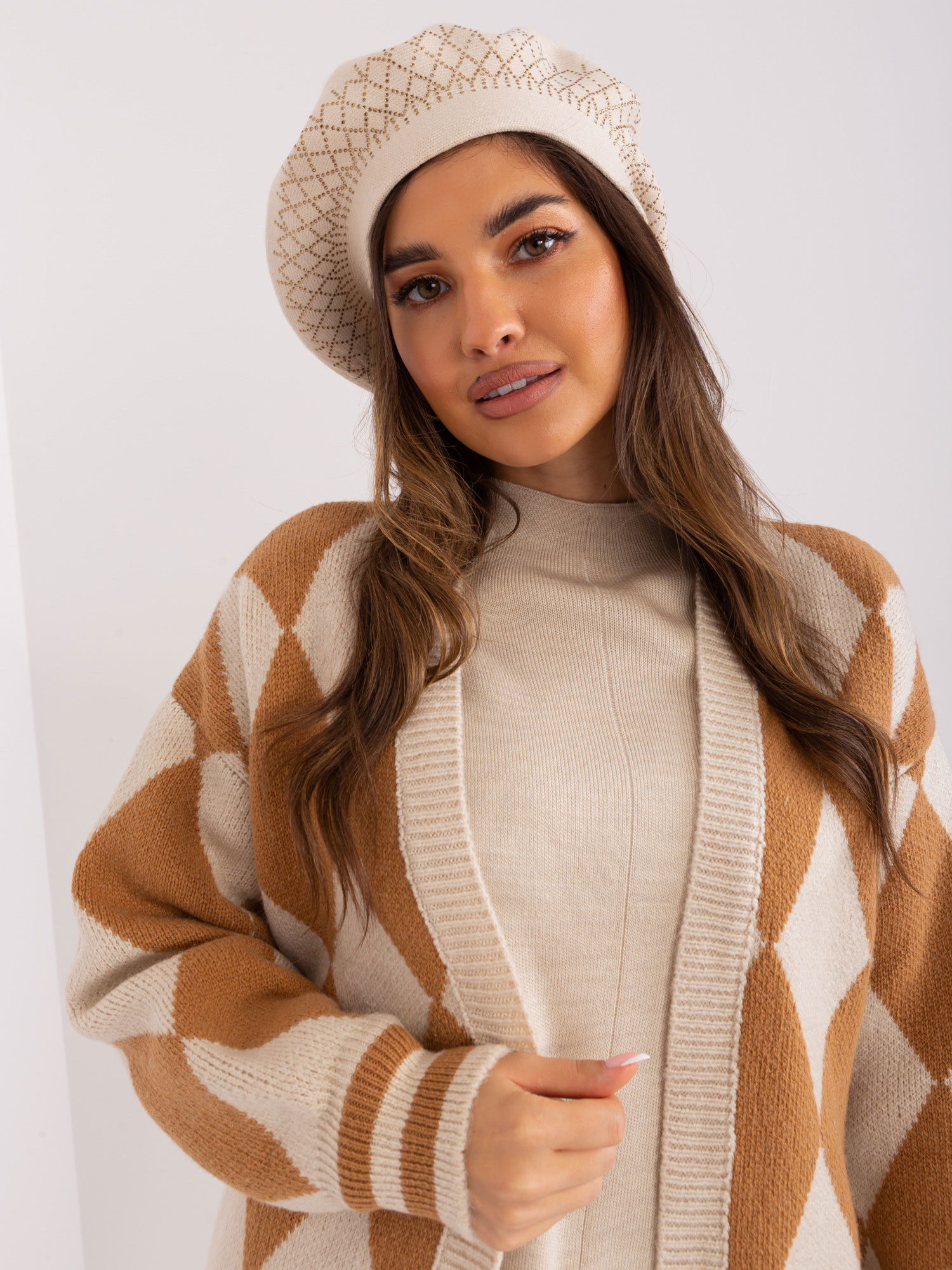 Cap-AT-CZ-231605.21P-light beige
