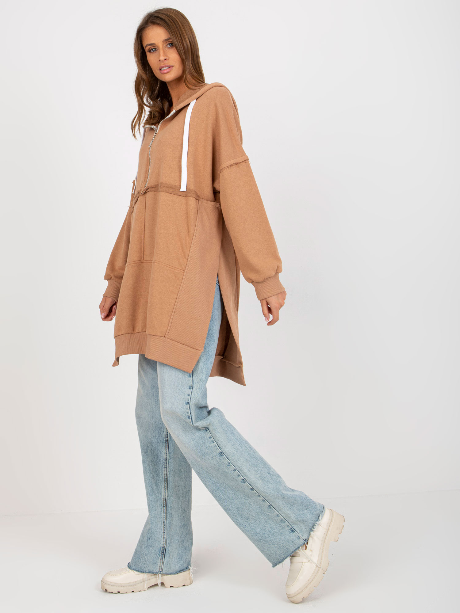 Sweatshirt-FA-BL-8105.38P-camel