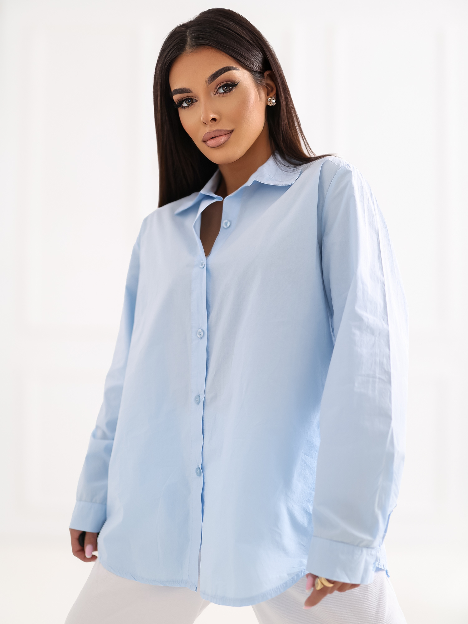Светлосиня дамска риза с дълъг ръкав