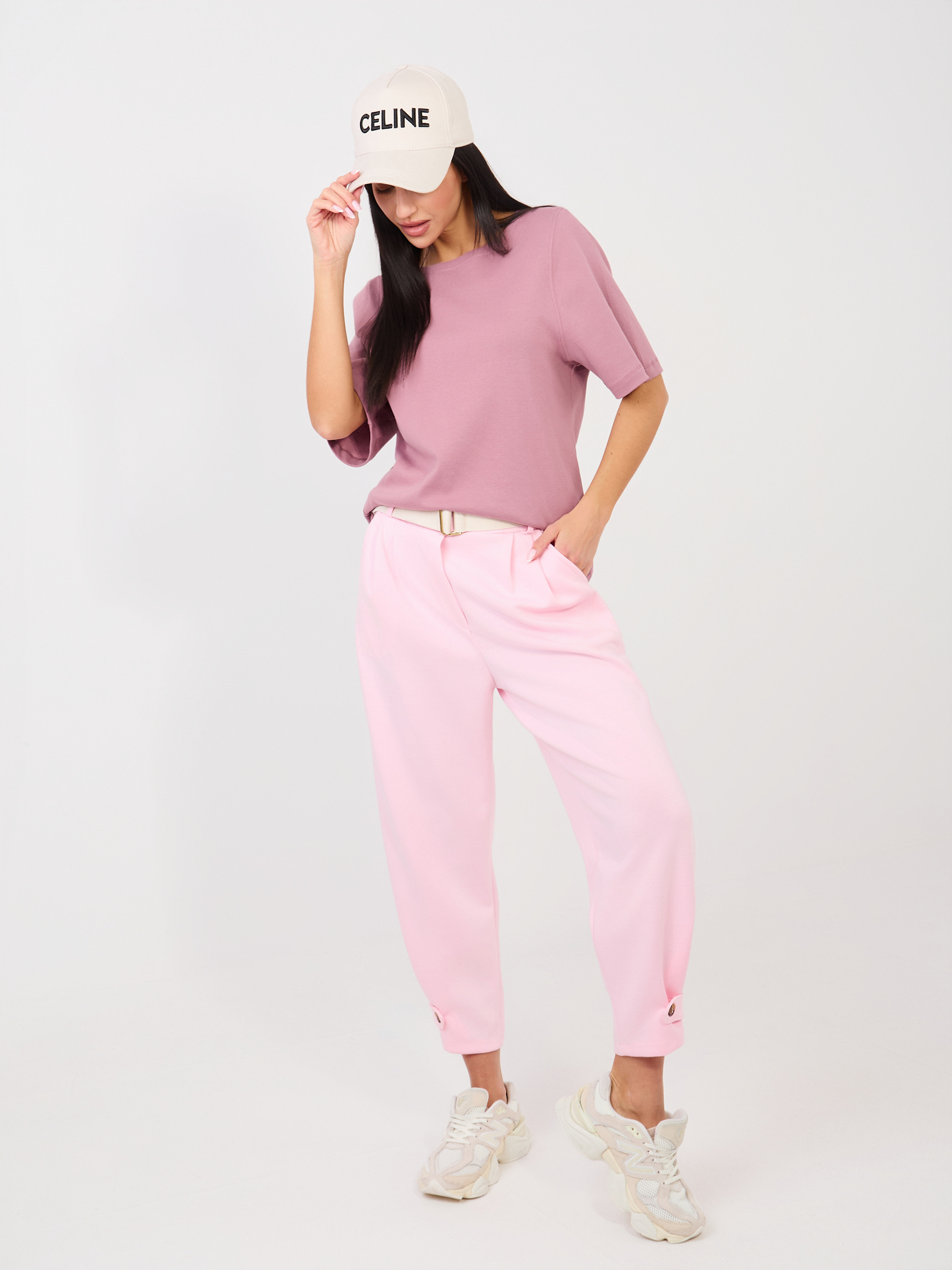 Růžové tepláky z jemného materiálu