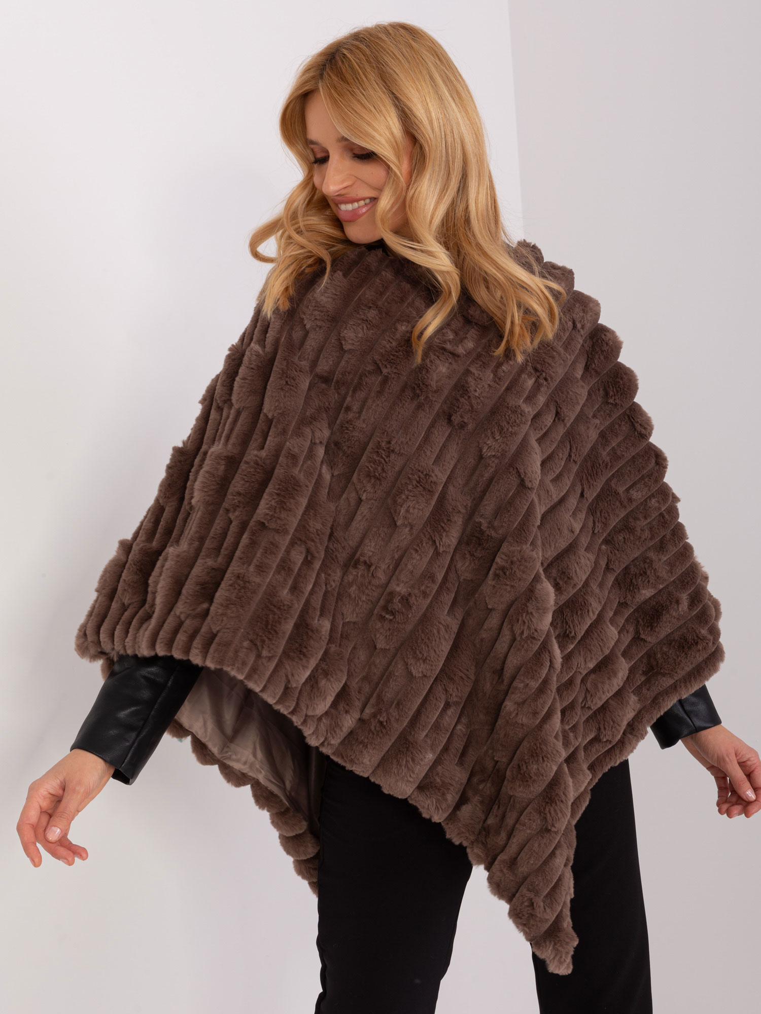 Poncho-AT-PN-2347.68-brown