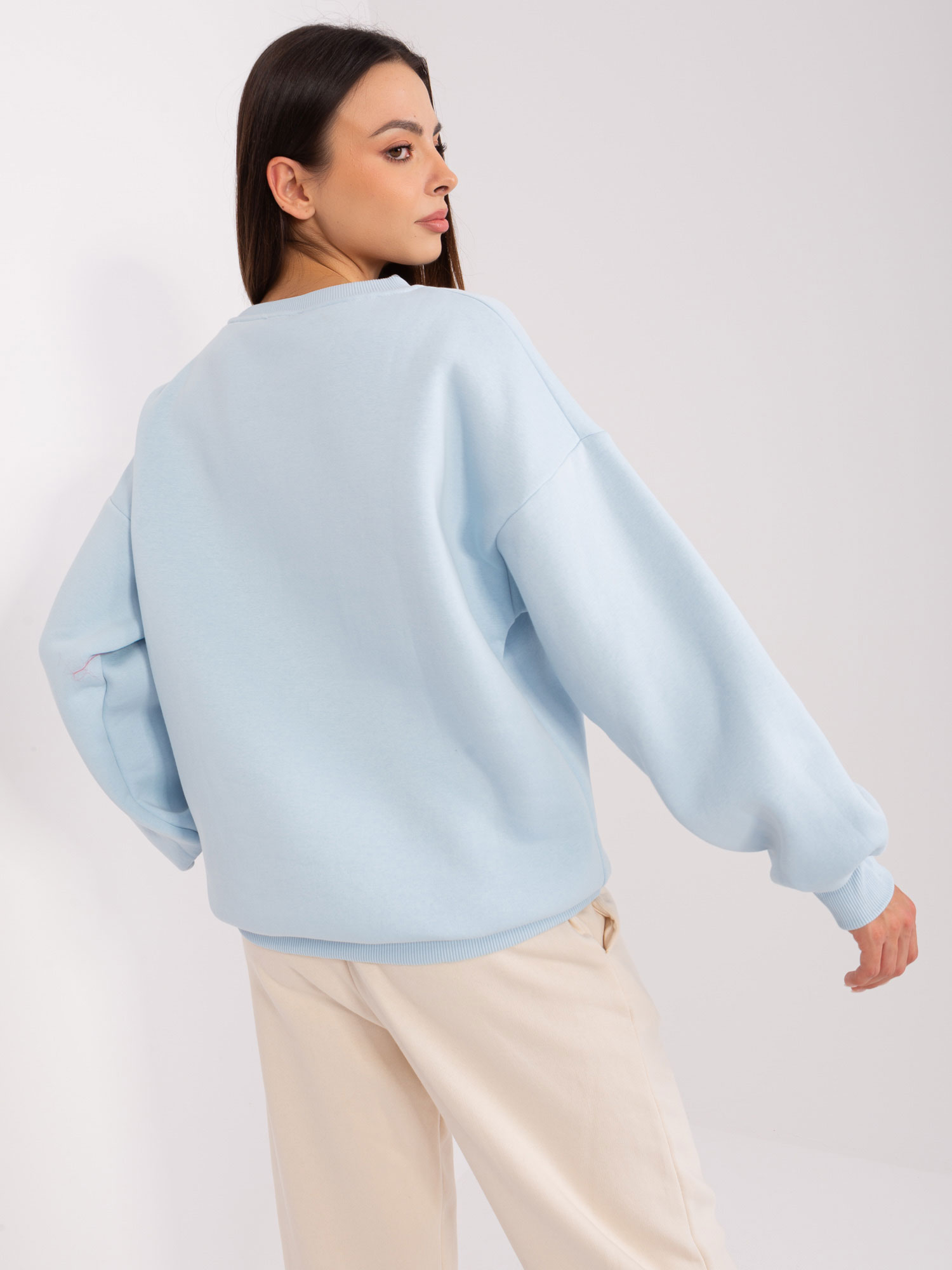 Sweatshirt-EM-BL-617-8.10-light blue