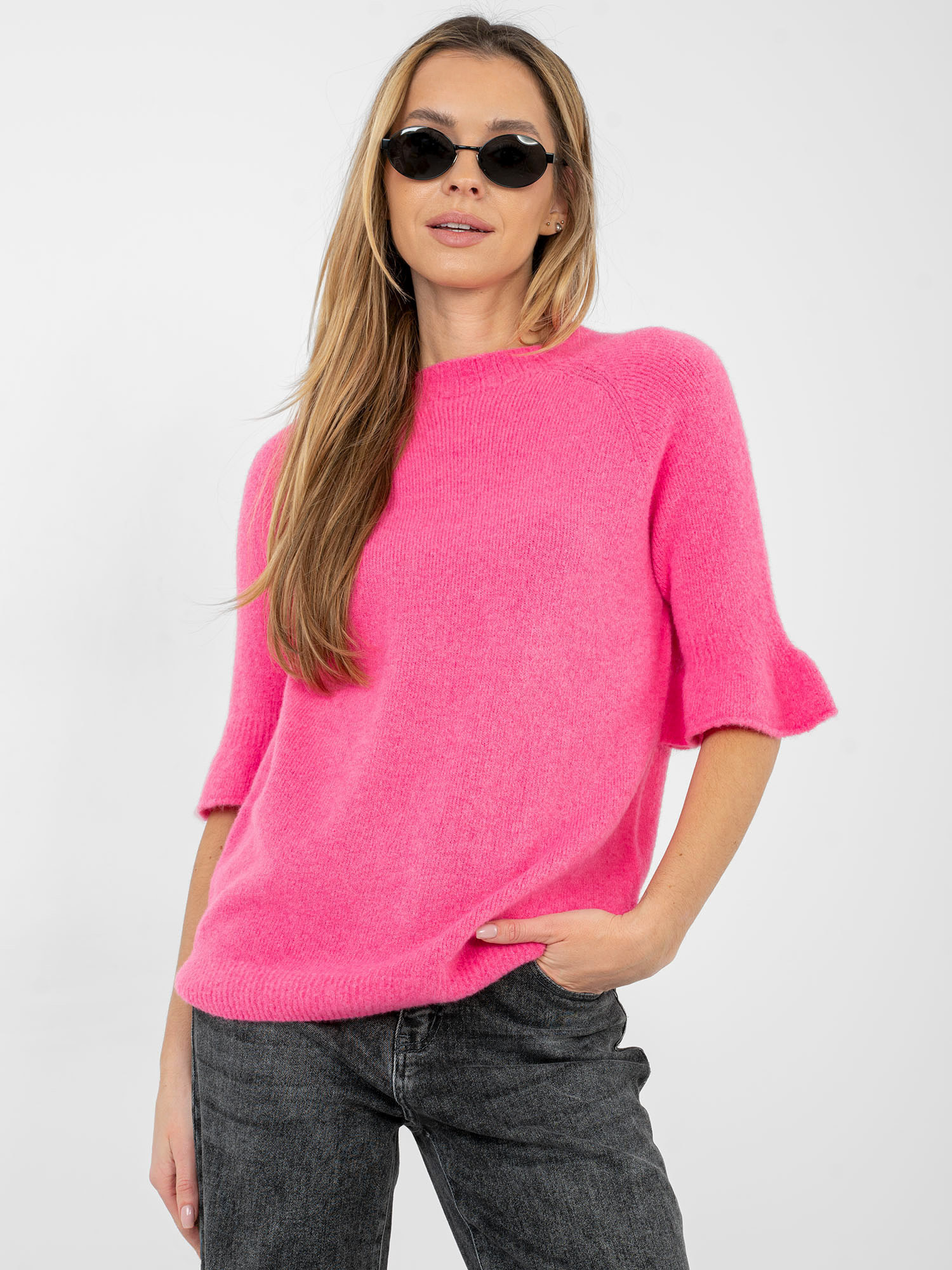 Розов пуловер с къс ръкав