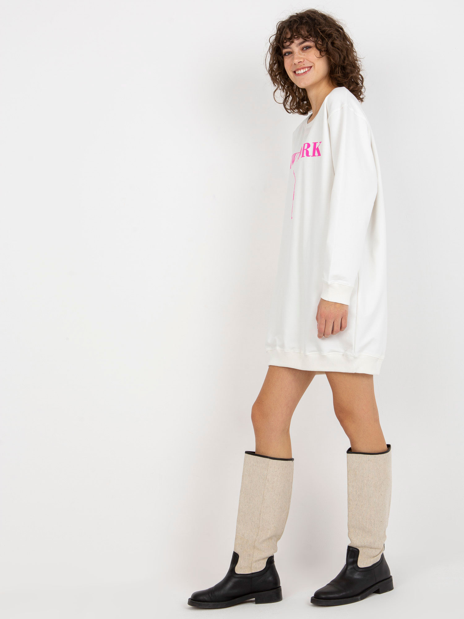 Sweatshirt-VI-BL-3212.15X-white-pink