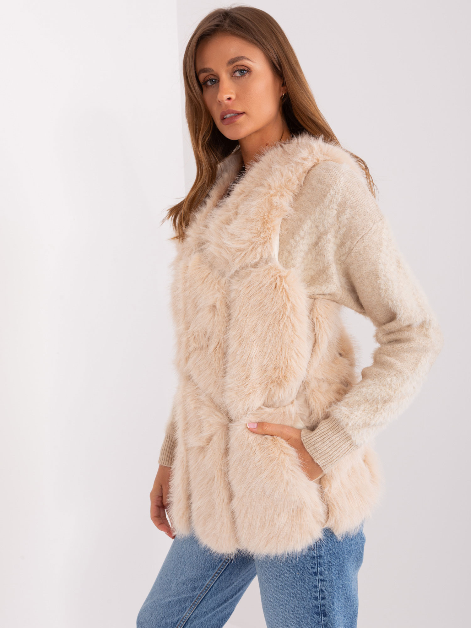 Vest-AT-KZ-2375.00P-beige
