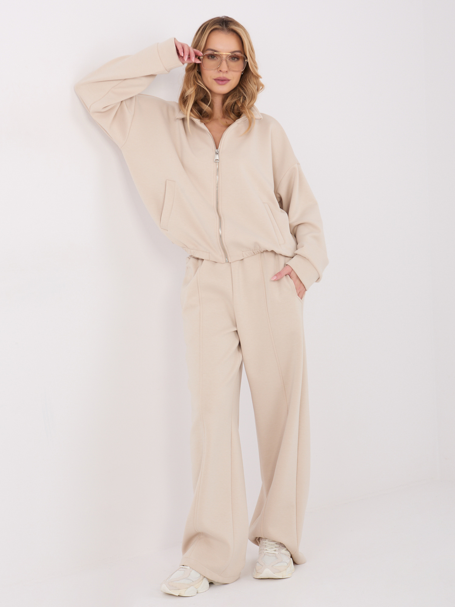 Sweatshirt-SM-BL-A1562.33-light beige