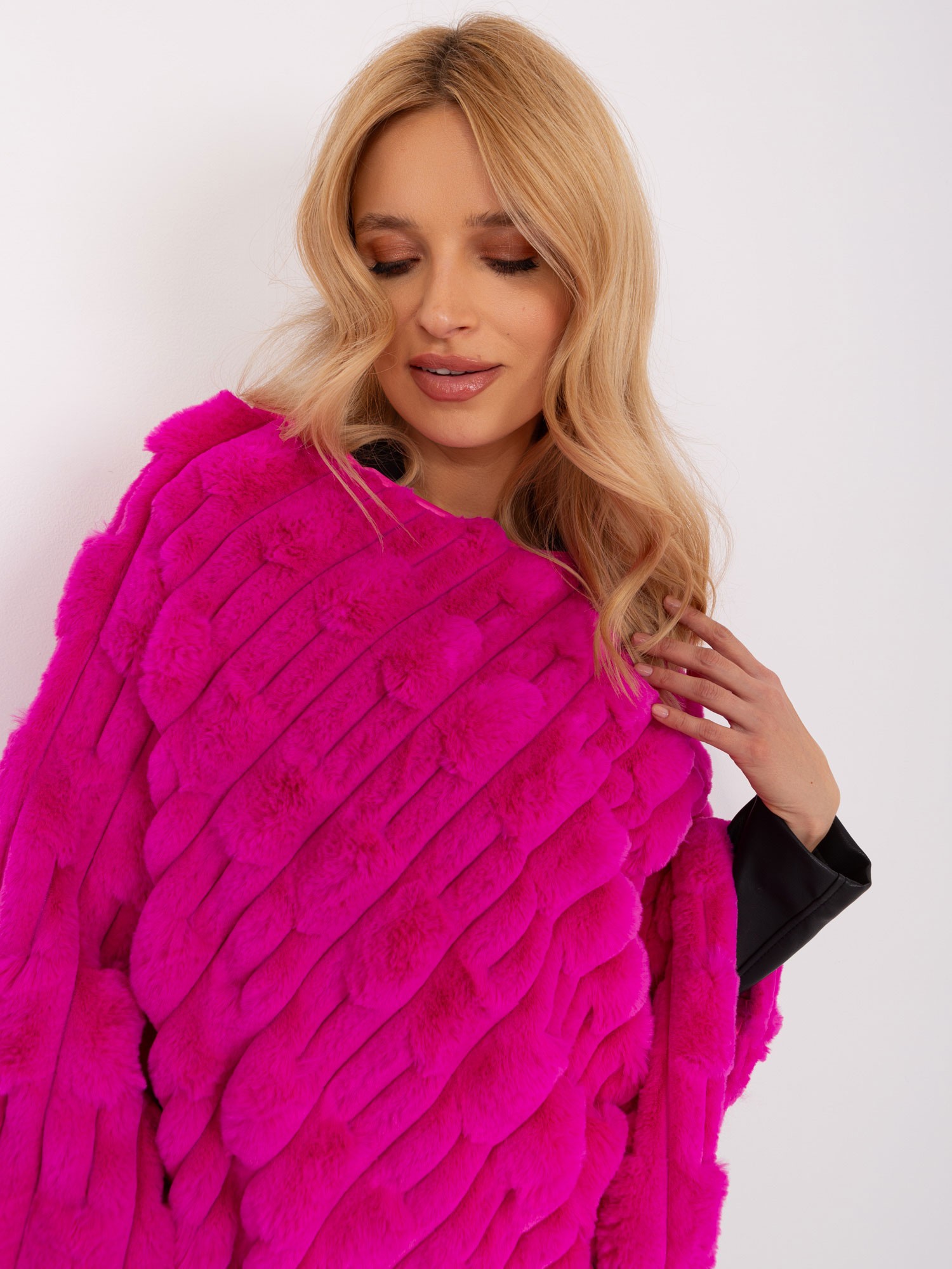 Poncho-AT-PN-2347.16-fuchsia