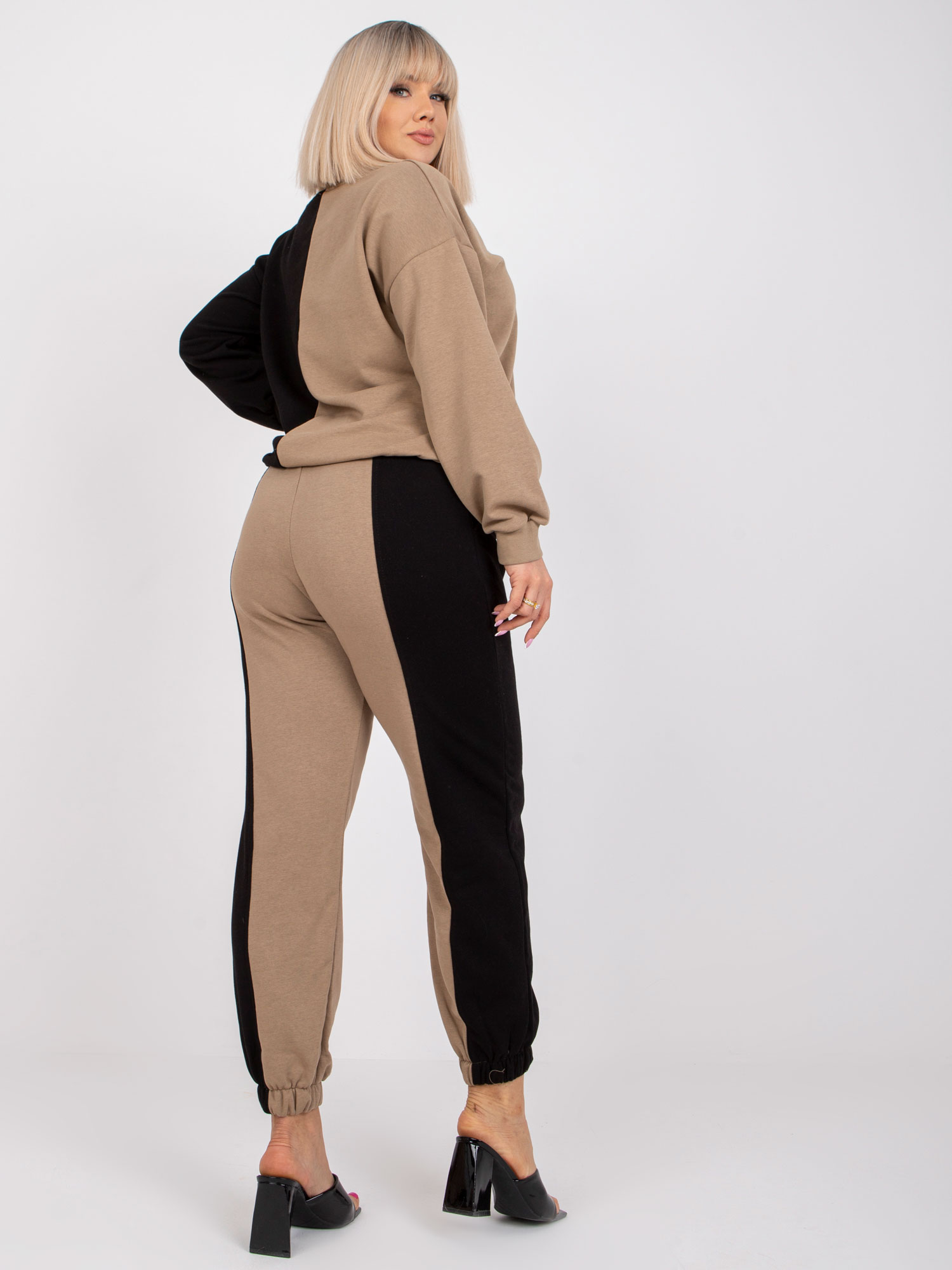 Set-EM-KMPL-639.88-black-beige