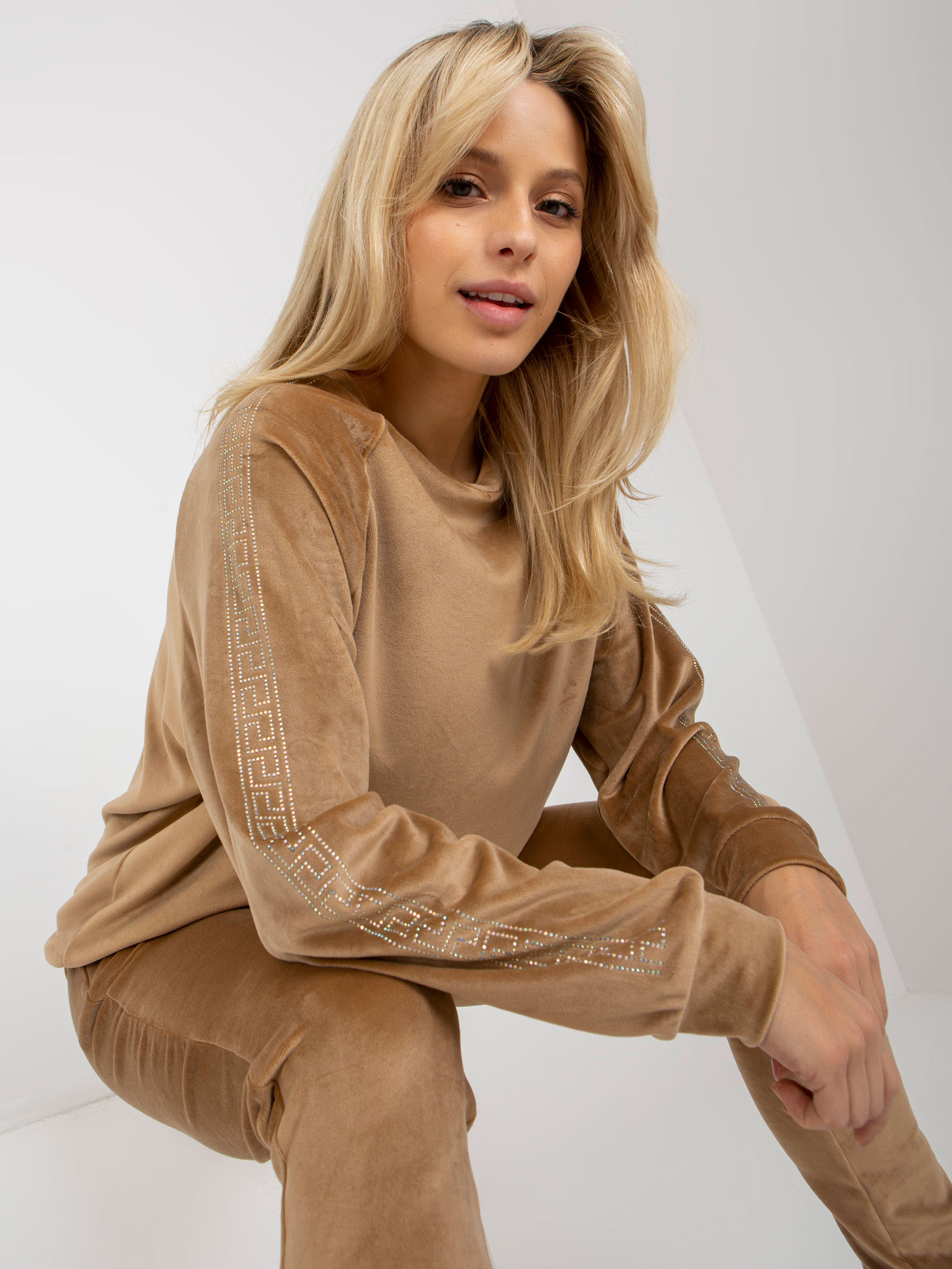 RV-KMPL-8436.40-camel set