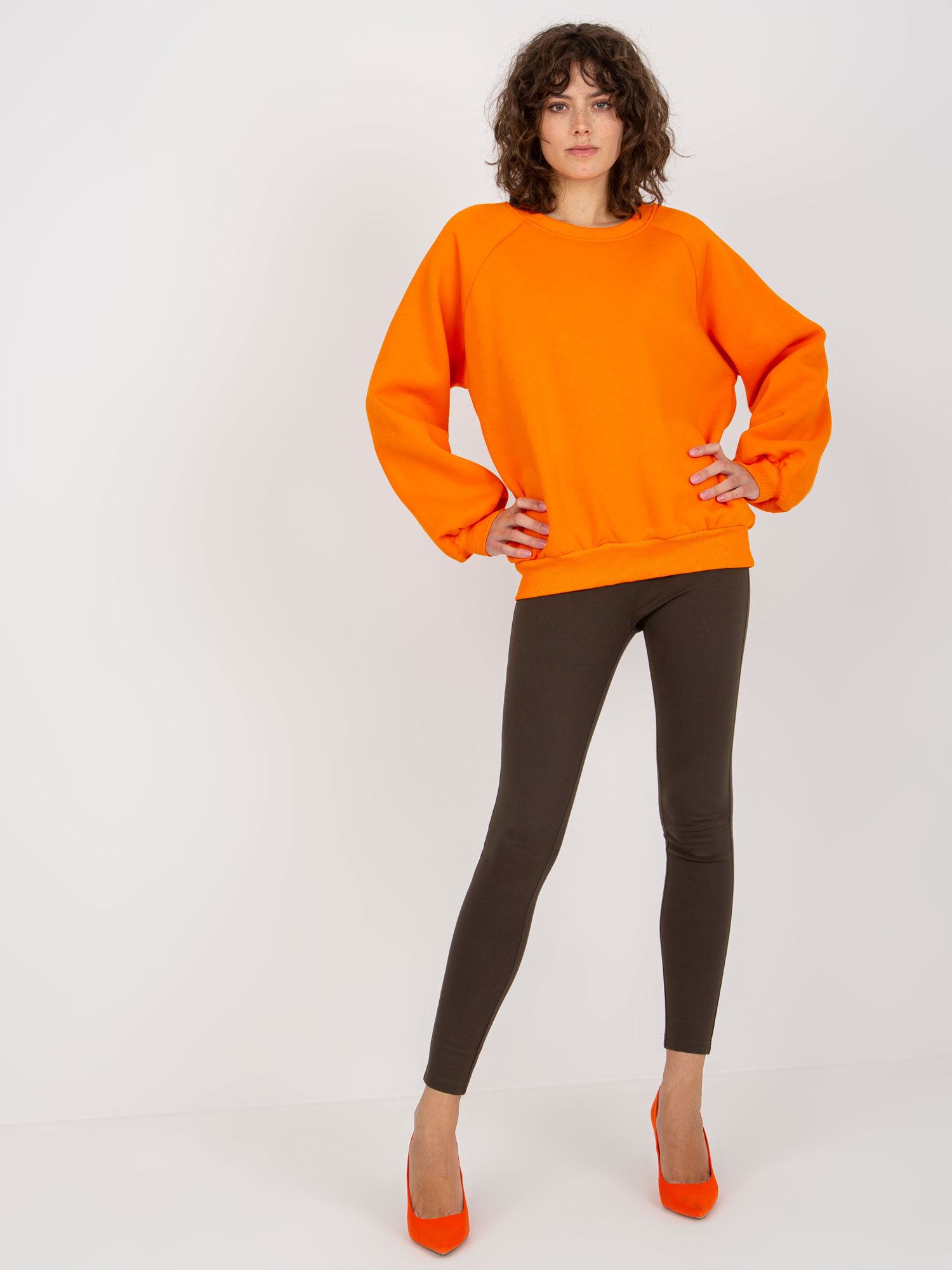 Sweatshirt-EM-BL-01.92-orange