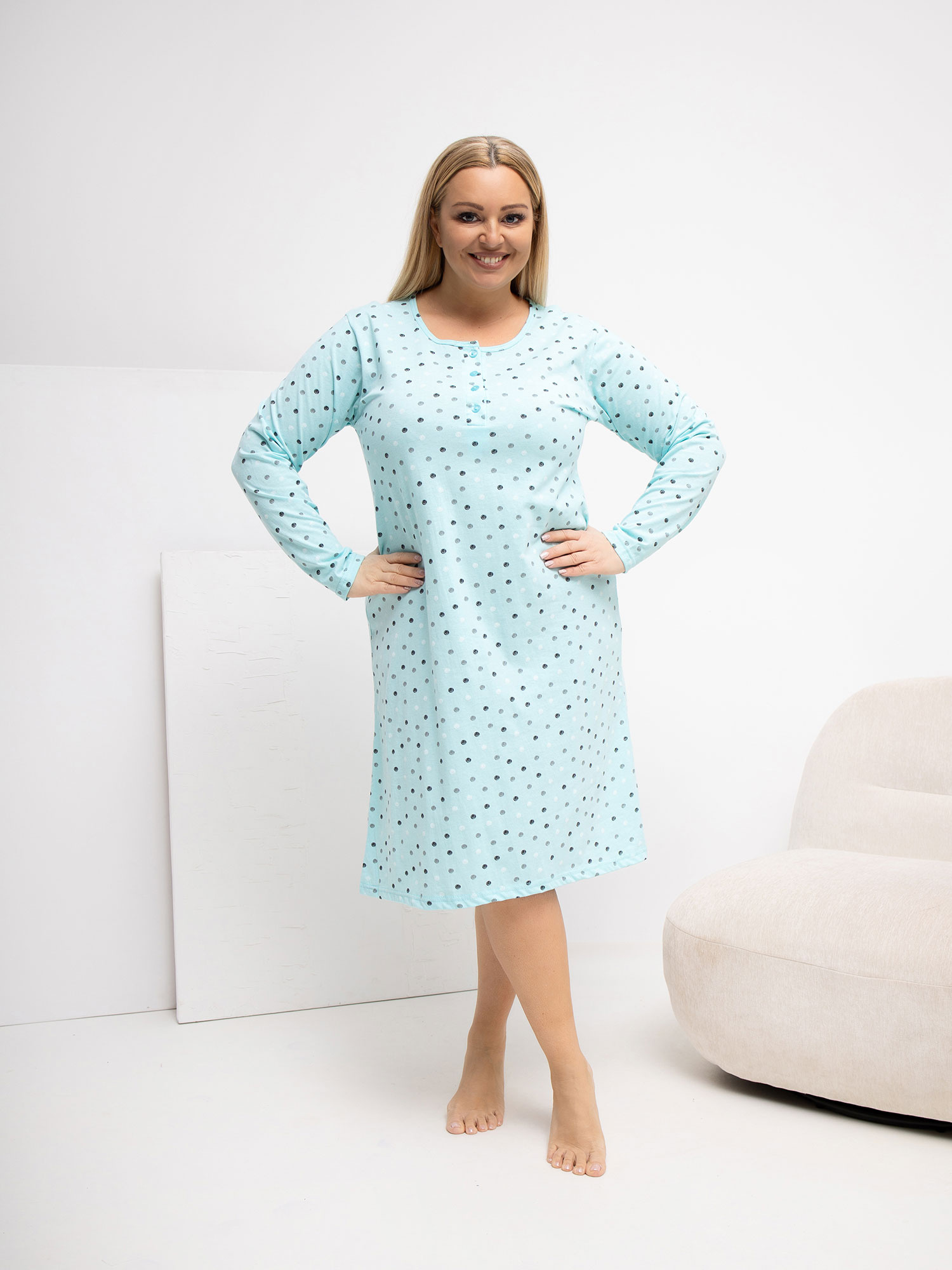 Dámská noční košile s dlouhým rukávem