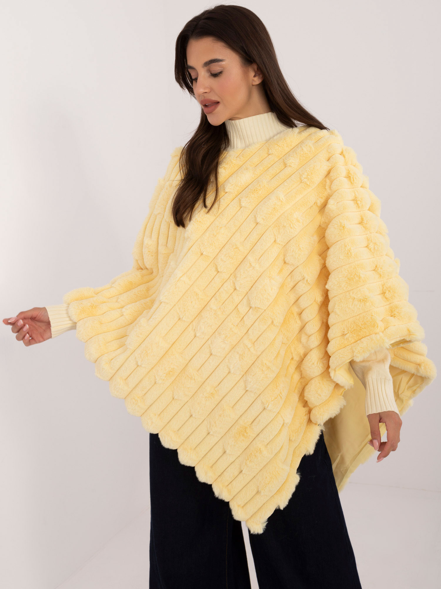 Poncho-AT-PN-2347.88-light yellow