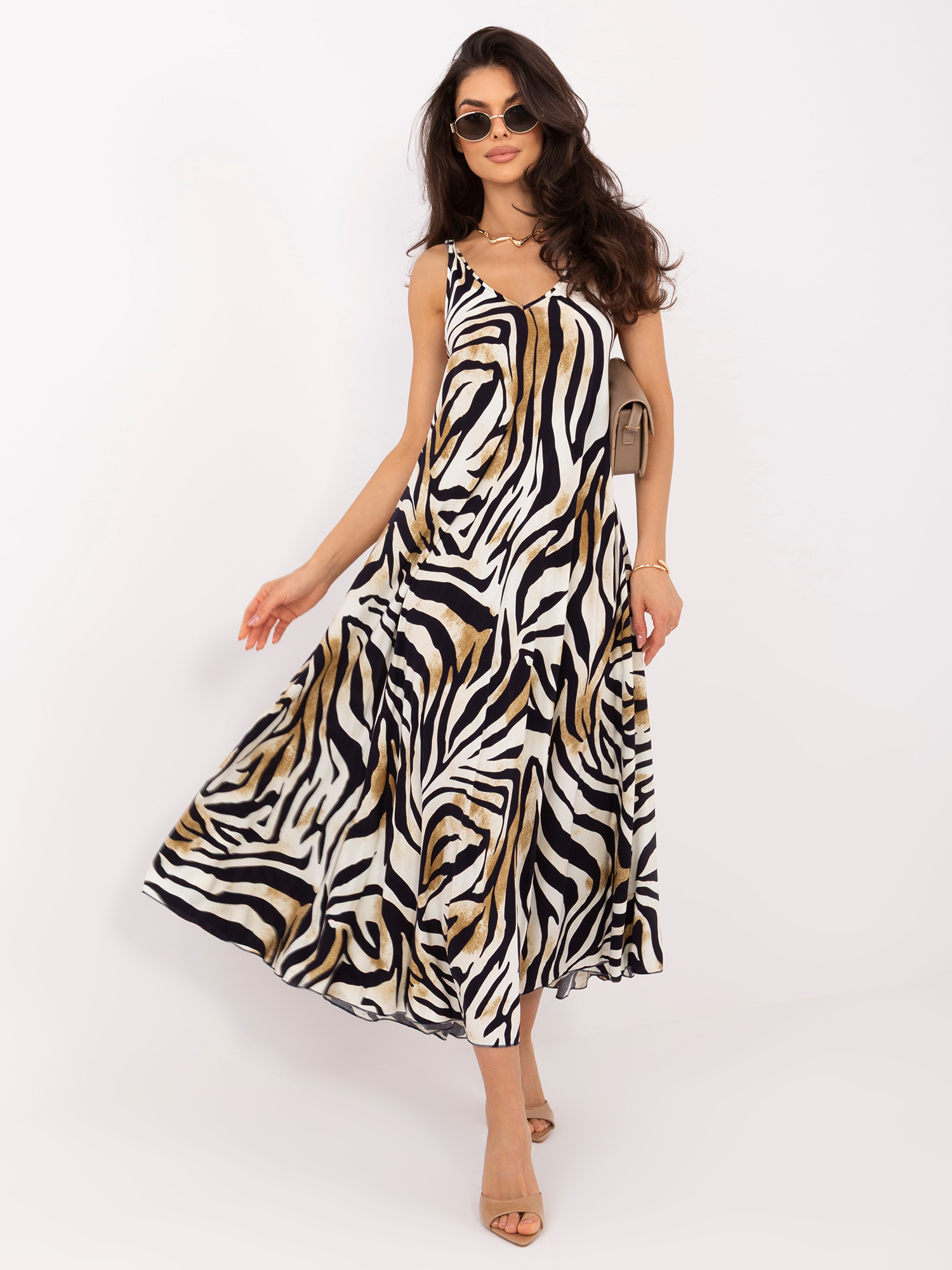 Černé letní šaty bez rukávů