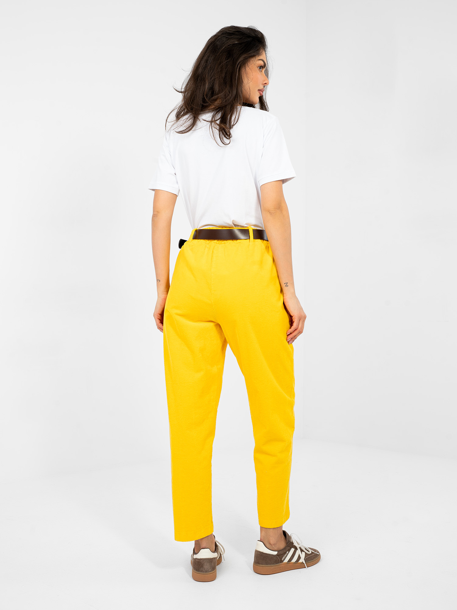 Žluté jednobarevné kalhoty