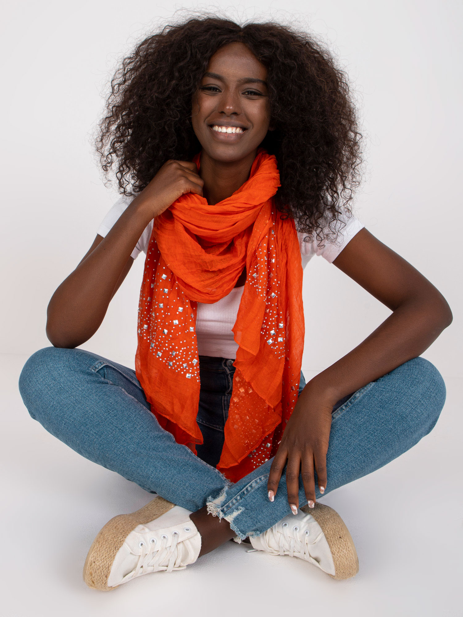 Banna-AT-CH-LA12813-dark orange
