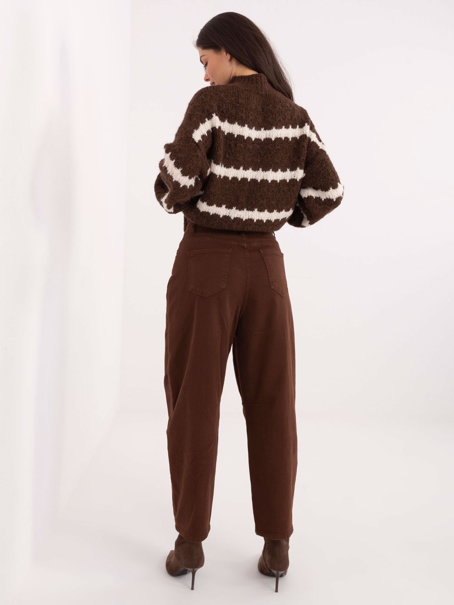 Hnědé business kalhoty