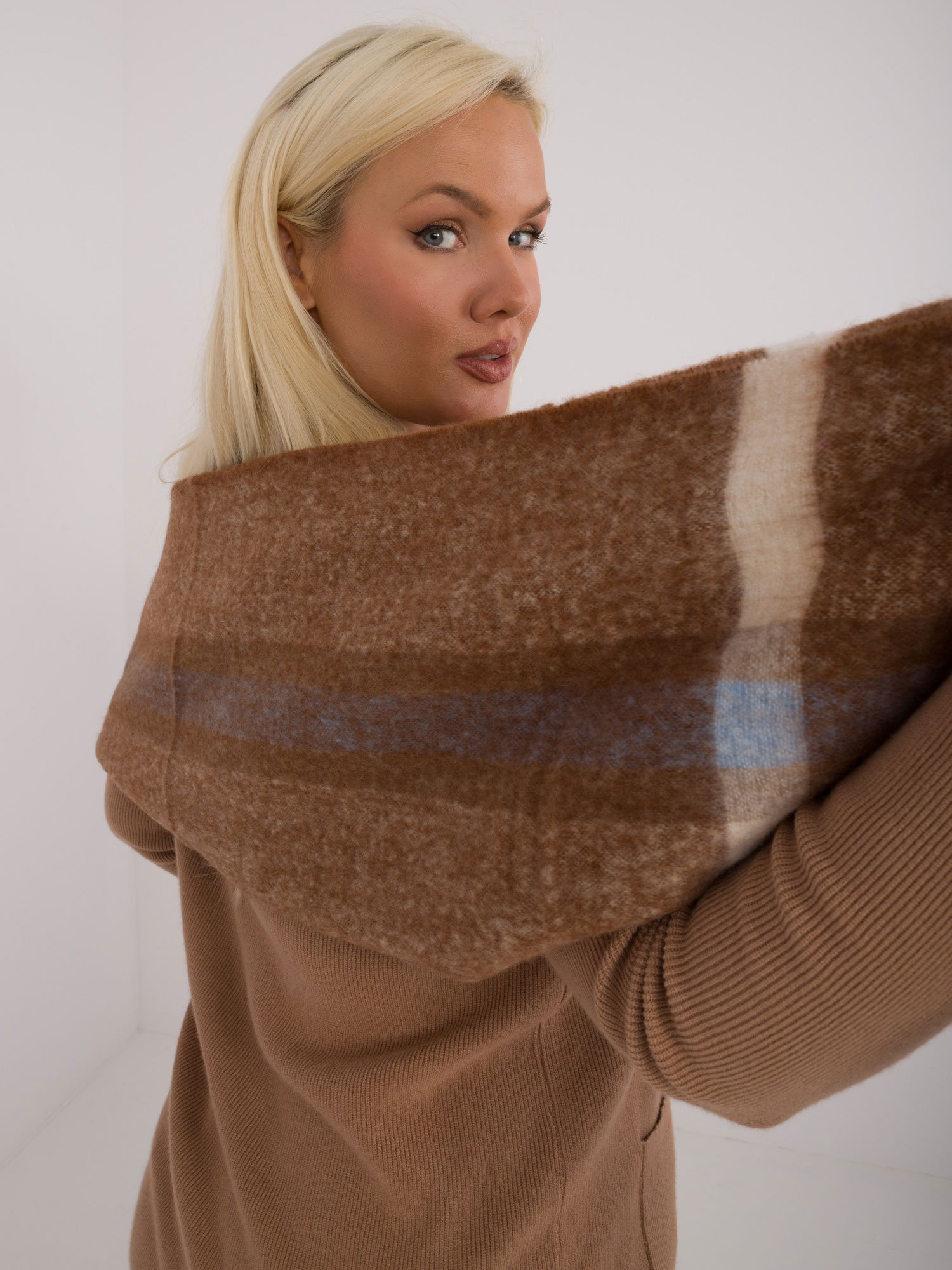 Scarf-AT-SZ-2315.33-brown