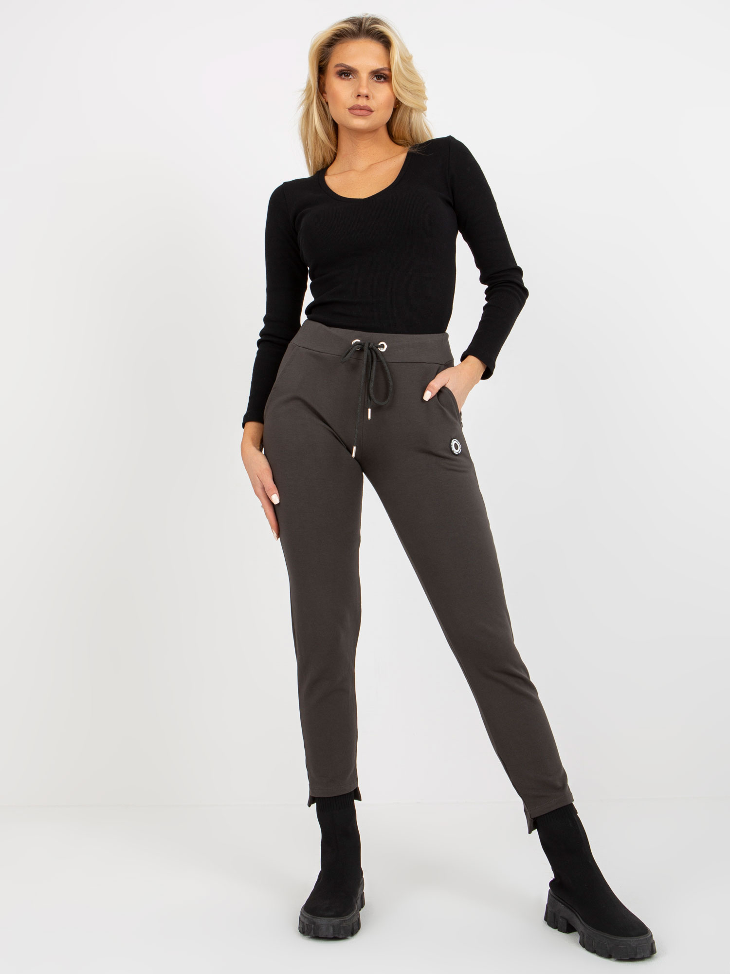 Sweatpants-RV-DR-8370.00-khaki