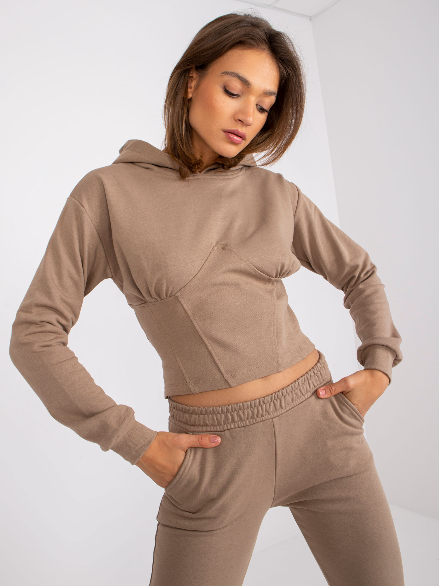 Set-EM-KMPL-378.04-dark beige