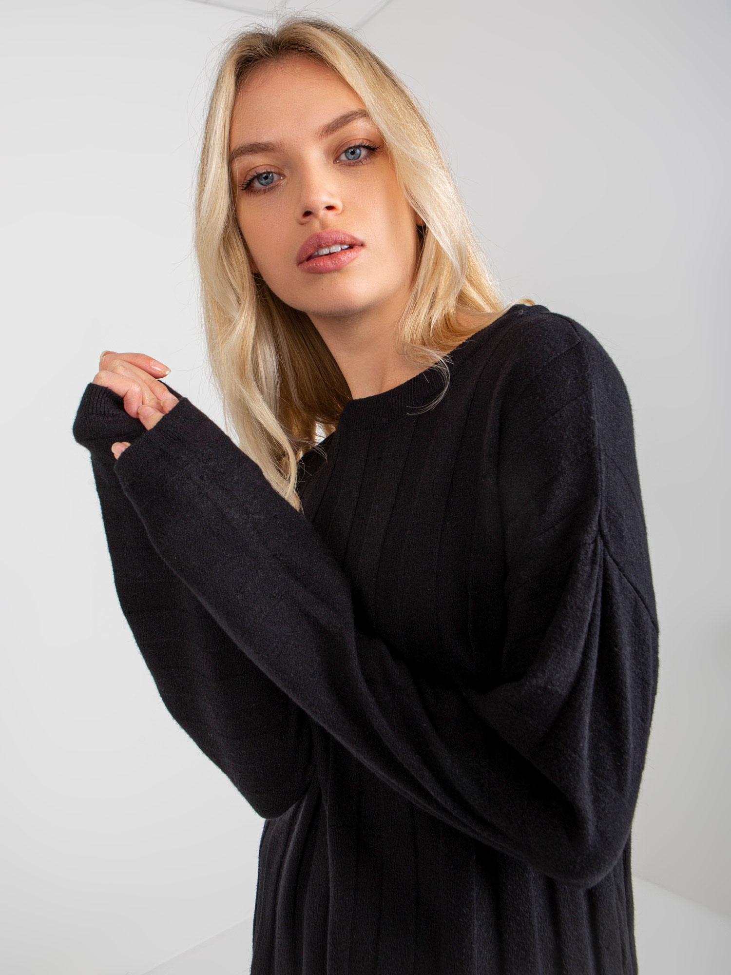 Sweater-VI-SW-20234.75P-black