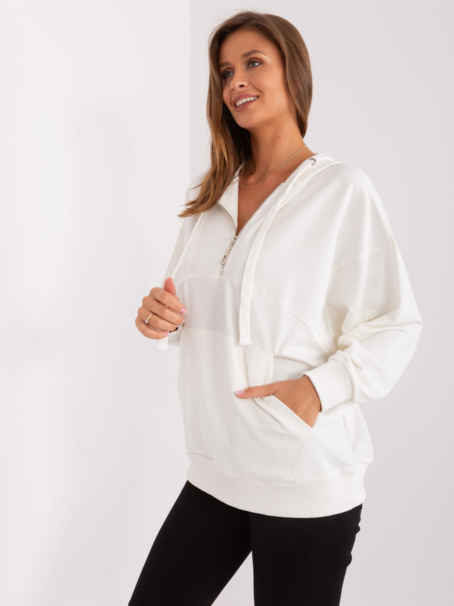 Sweatshirt-FA-BL-8809.80-ecru