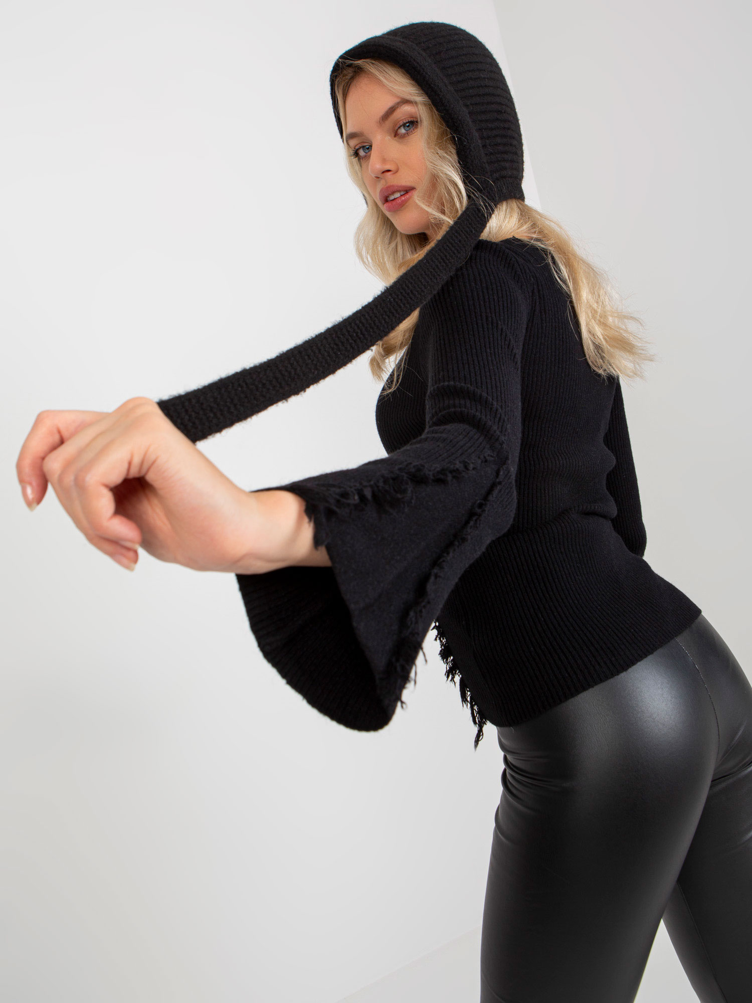 Sweater-VI-SW-20260.91P-black