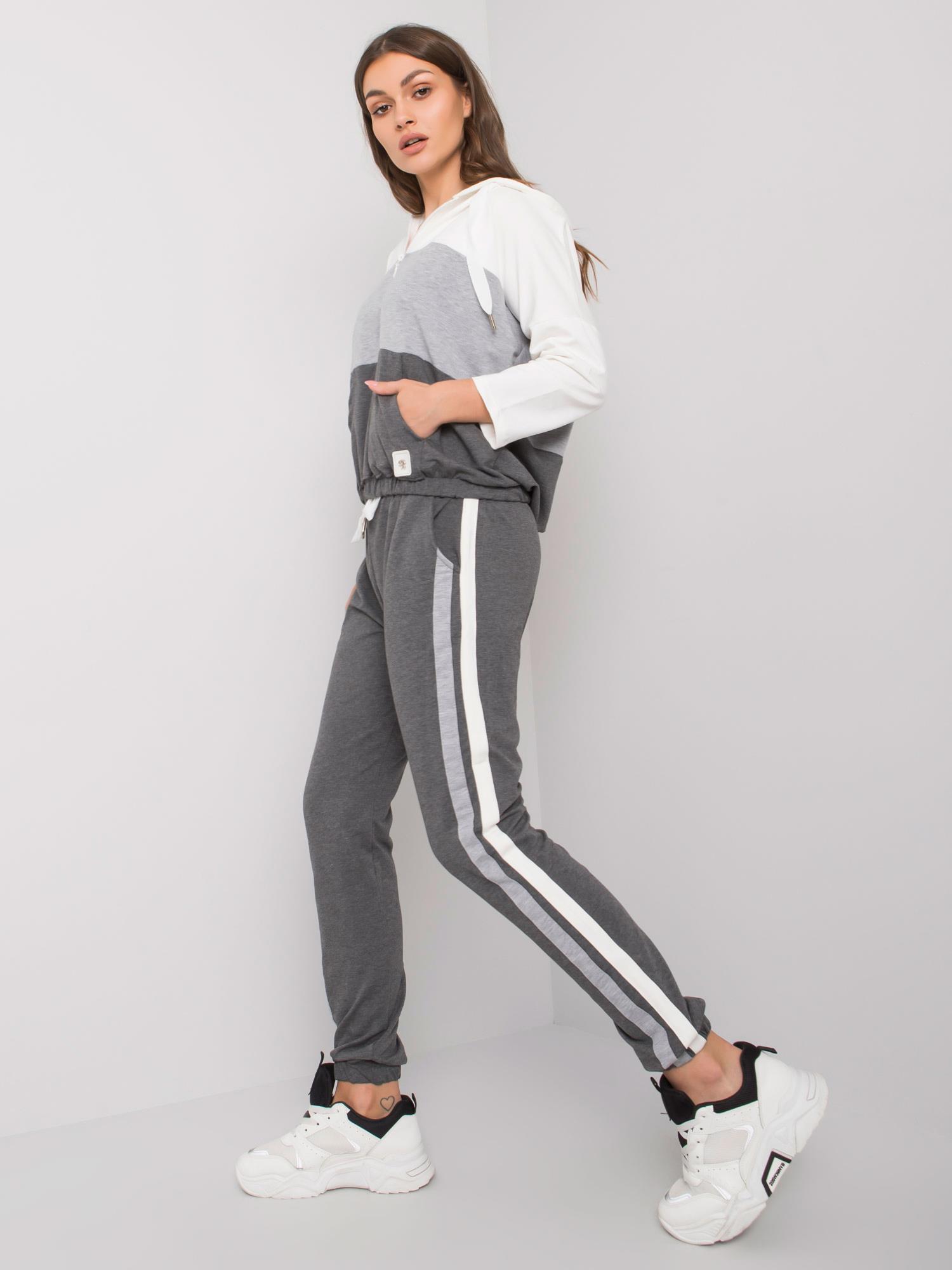 Set-RV-KMPL-6943.57-white-grey