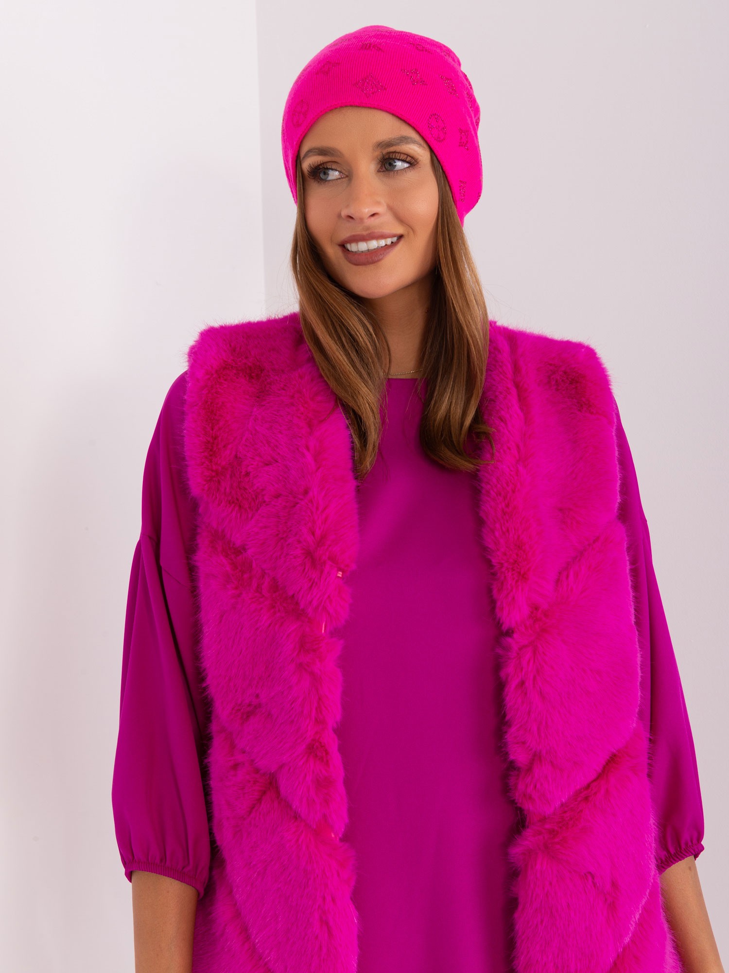 Cap-AT-CZ-2325.96-dark pink