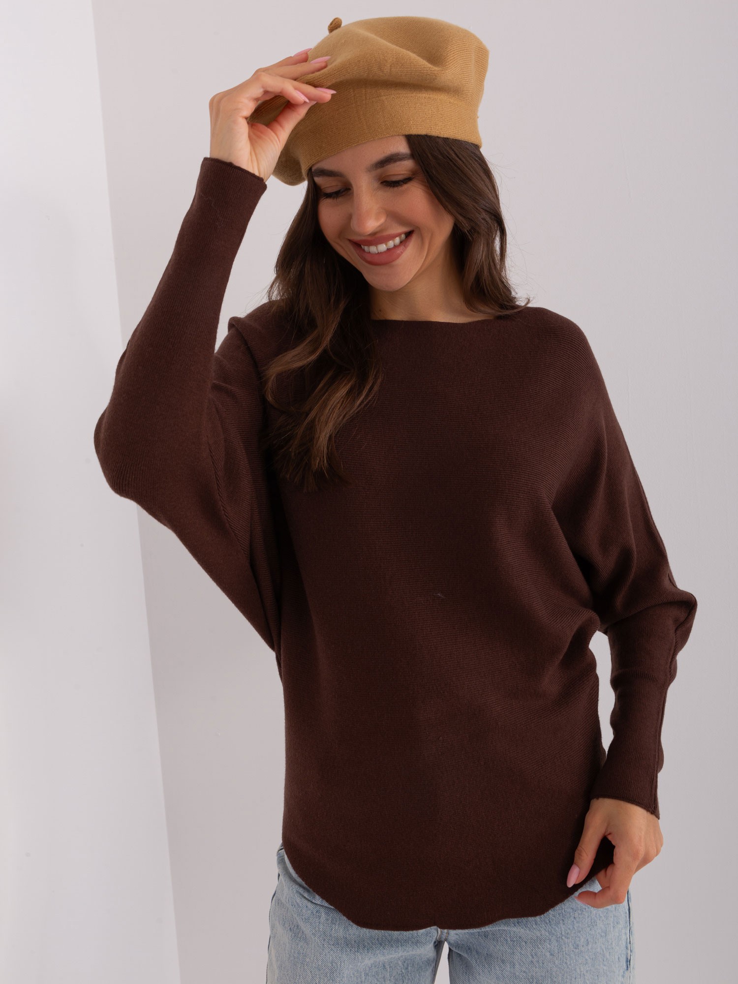 Cap-AT-CZ-231305.85P-camel