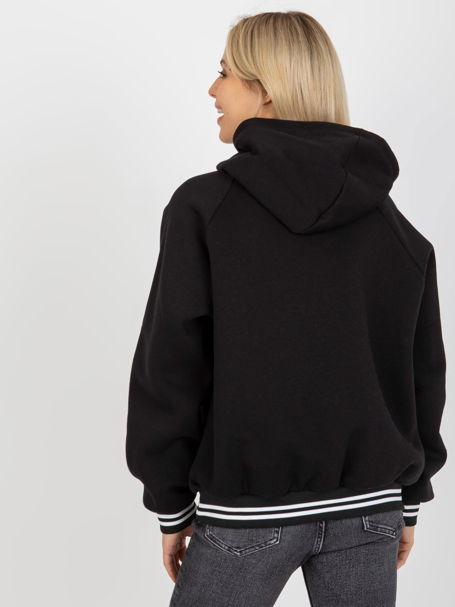 Sweatshirt-RV-BL-8372.04P-black