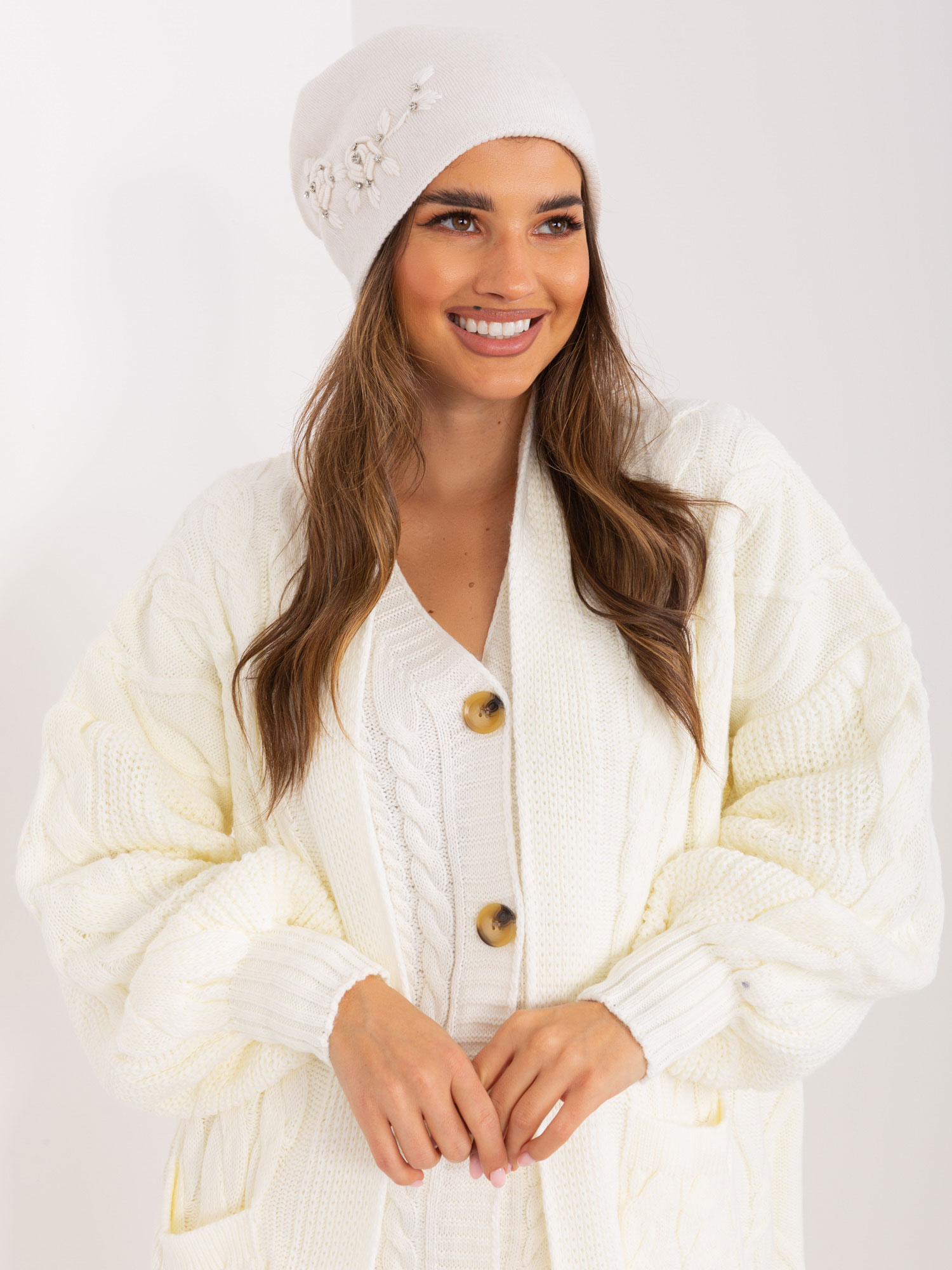 Cap-AT-CZ-2329.76-ecru