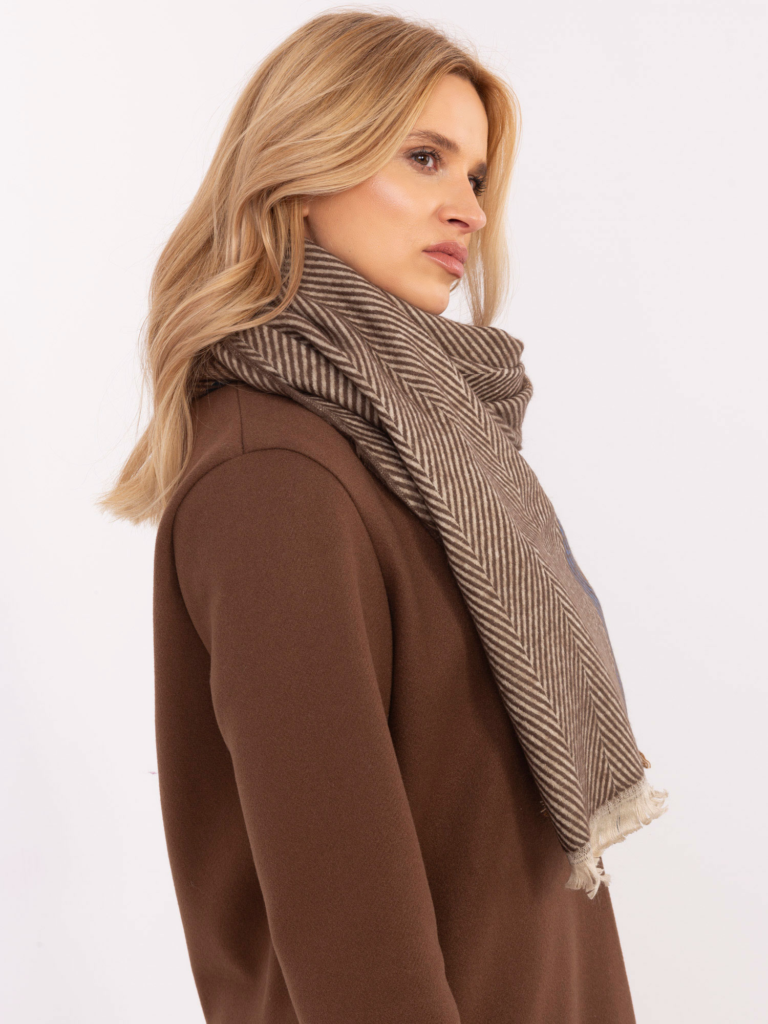 Scarf-AT-SZ-18301.37-brown