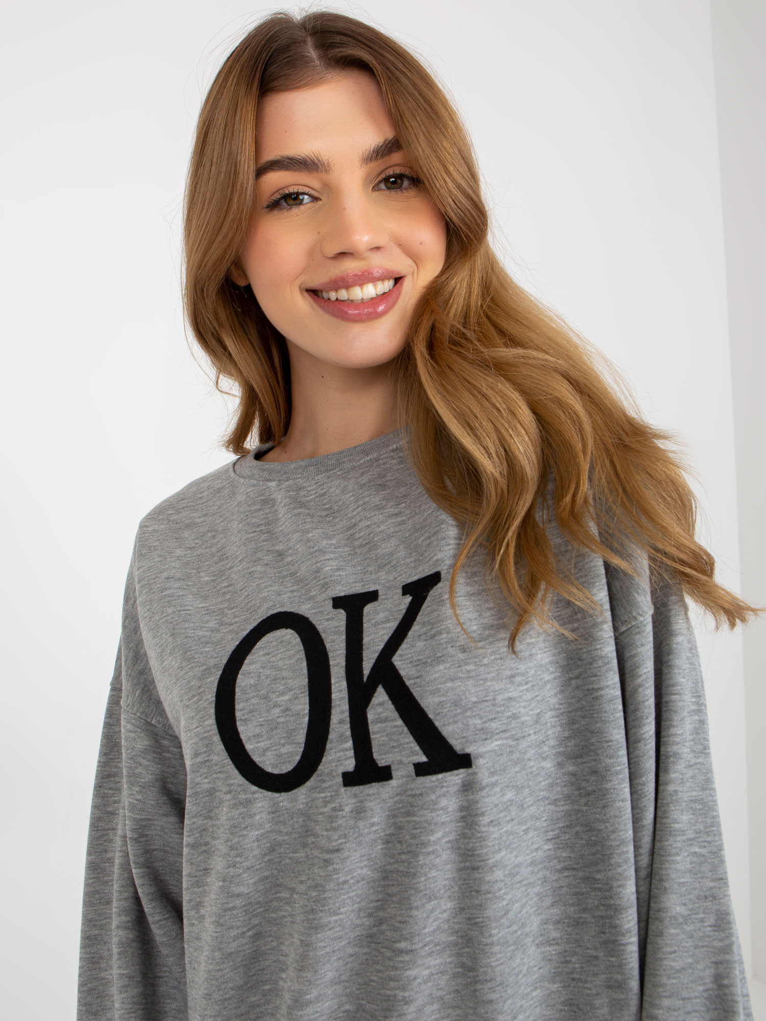 Sweatshirt-EM-BL-ES-21-536.94-grey