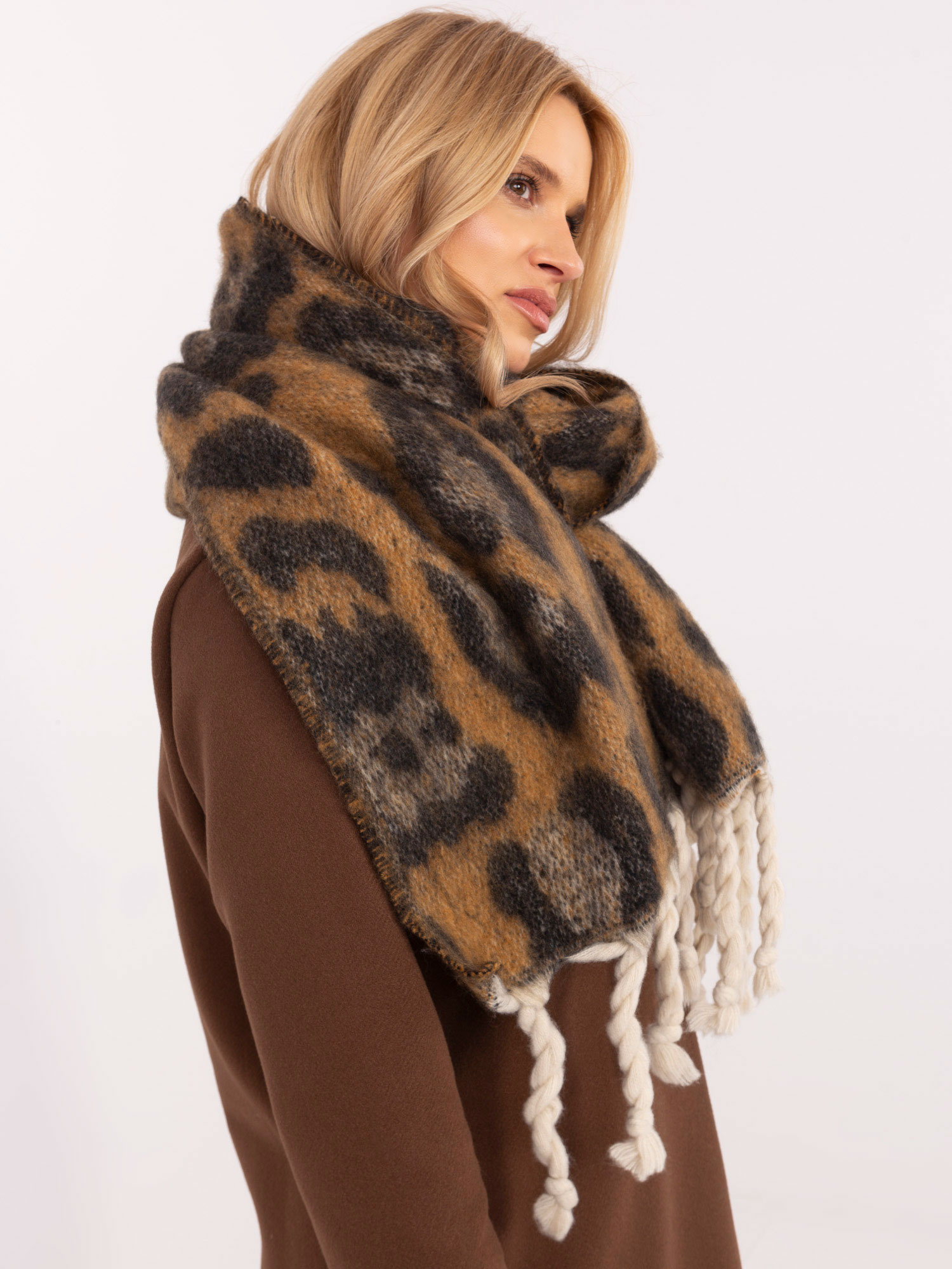 Scarf-AT-SZ-416.61P-camel