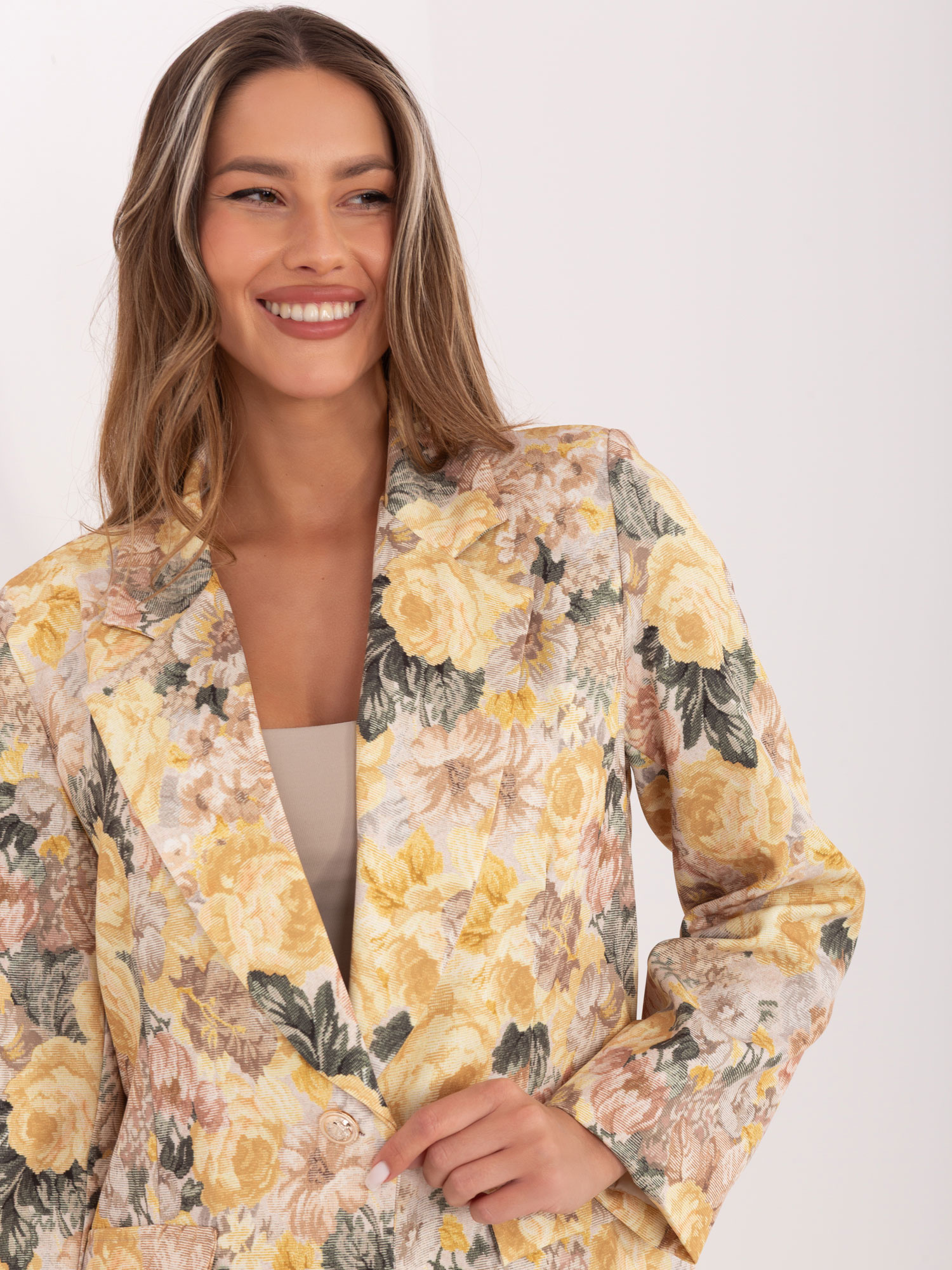 Елегантно жълто яке