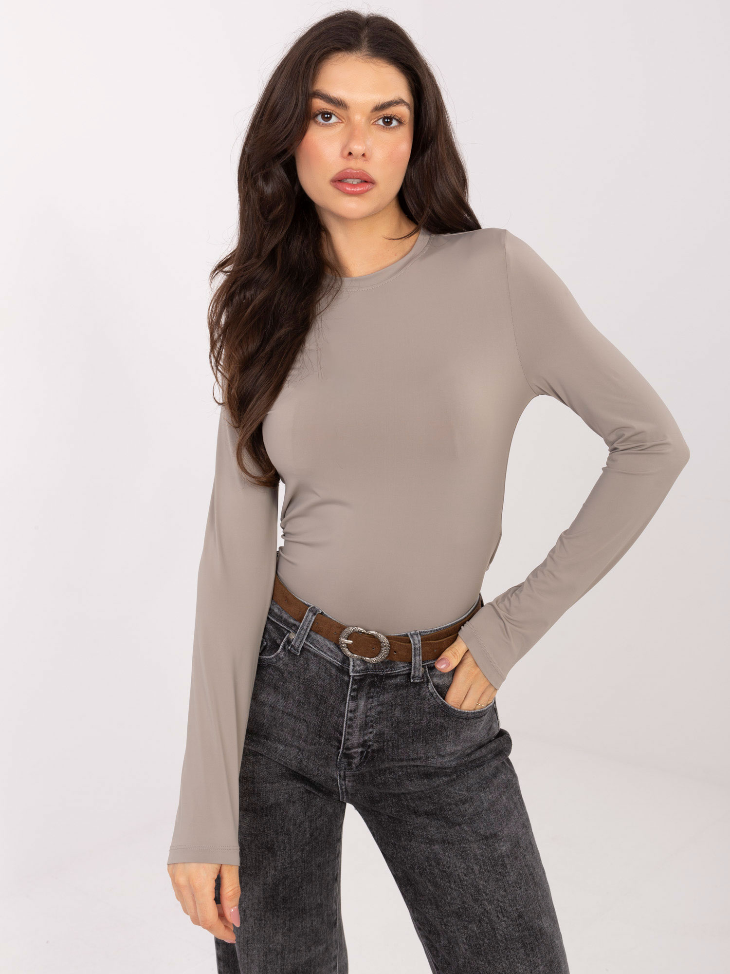 Jednobarevná halenka s dlouhým rukávem