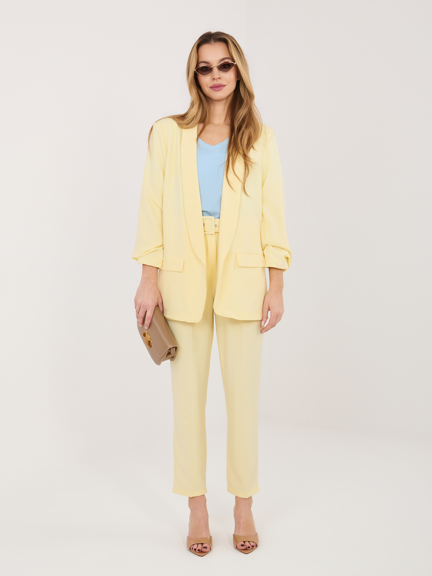 Светложълт комплект с панталон