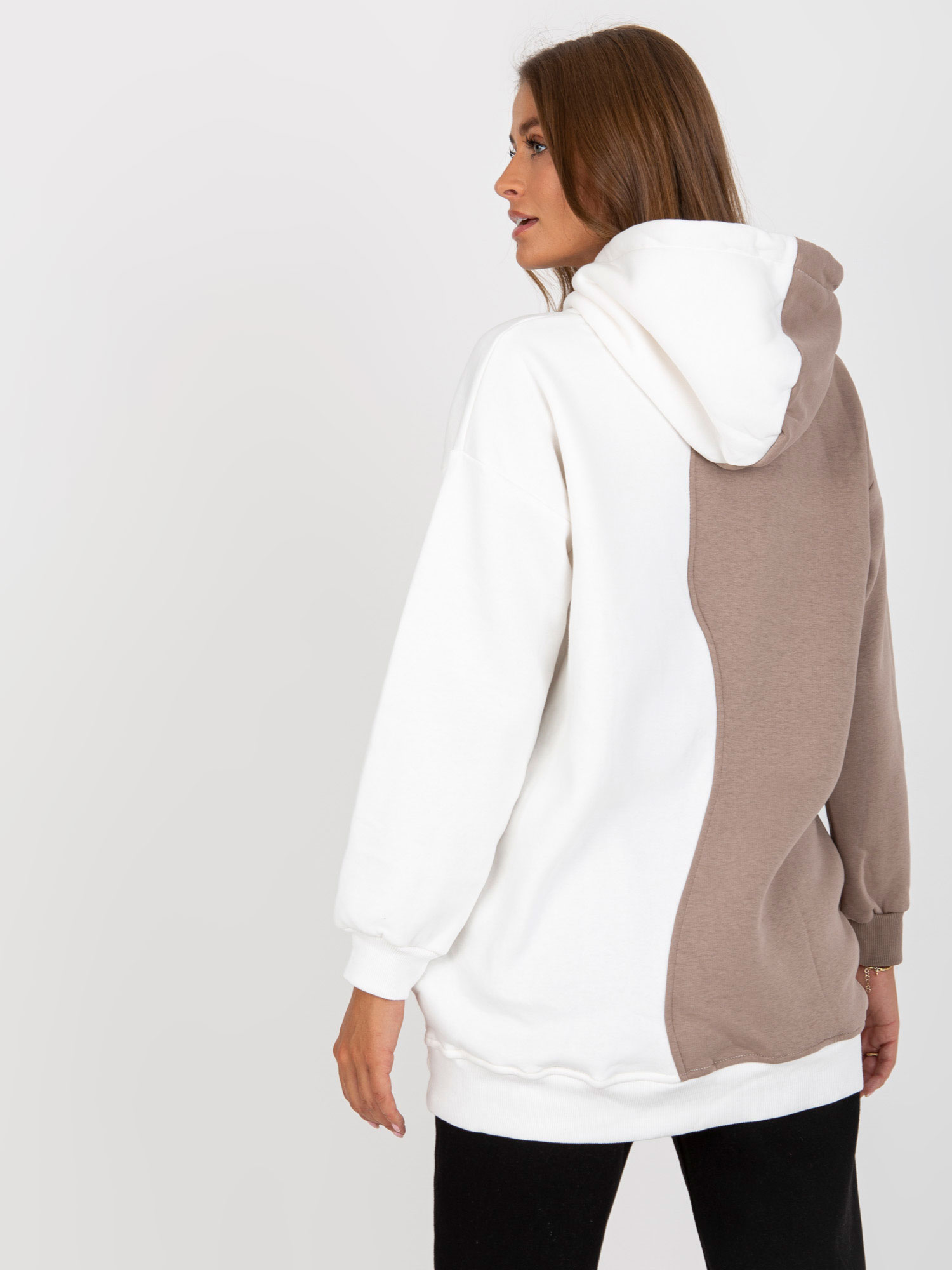 Sweatshirt-RV-BL-8233.32X-white-beige