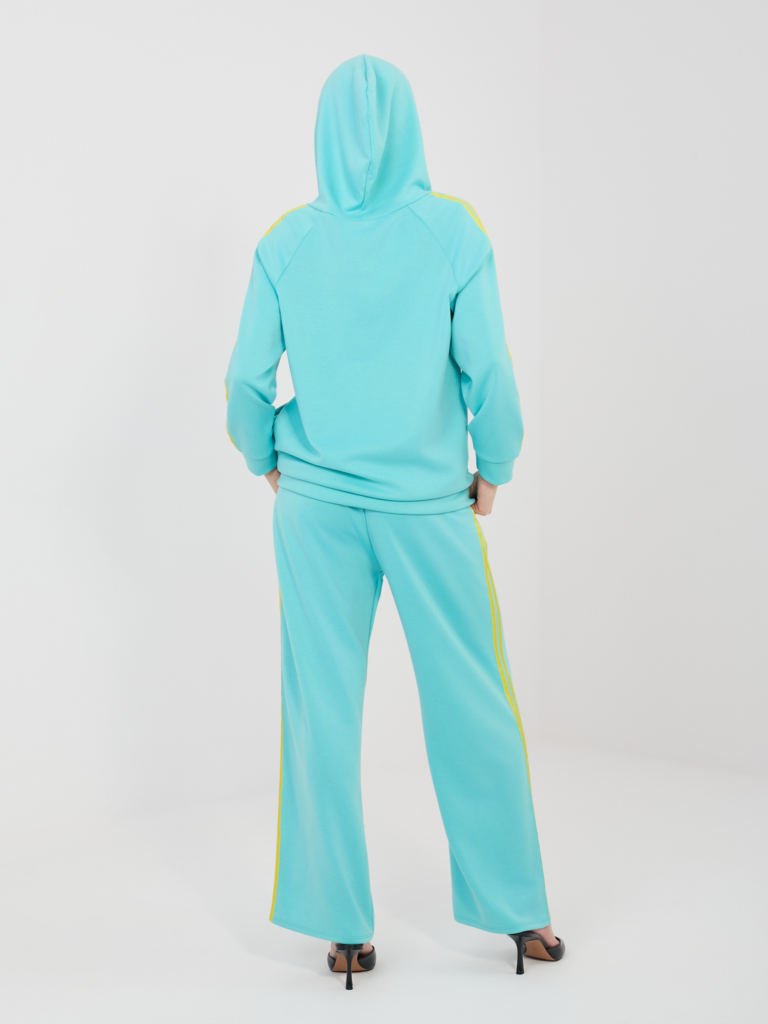 Тюркоазен комплект от две части с качулка