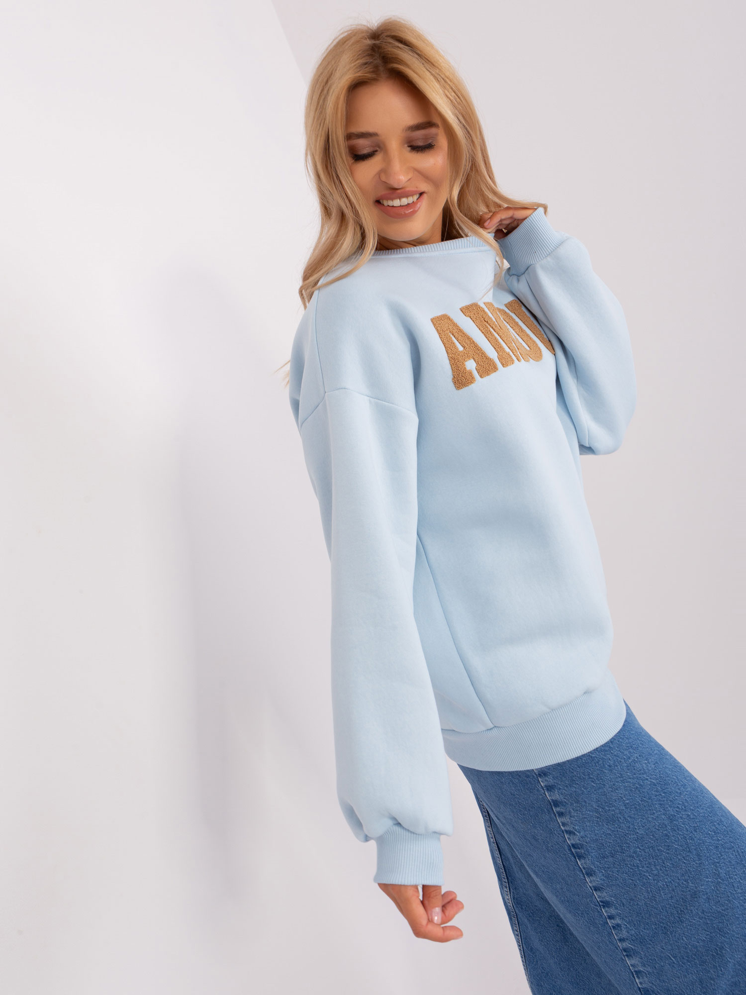 Sweatshirt-EM-BL-617-10.71-light blue