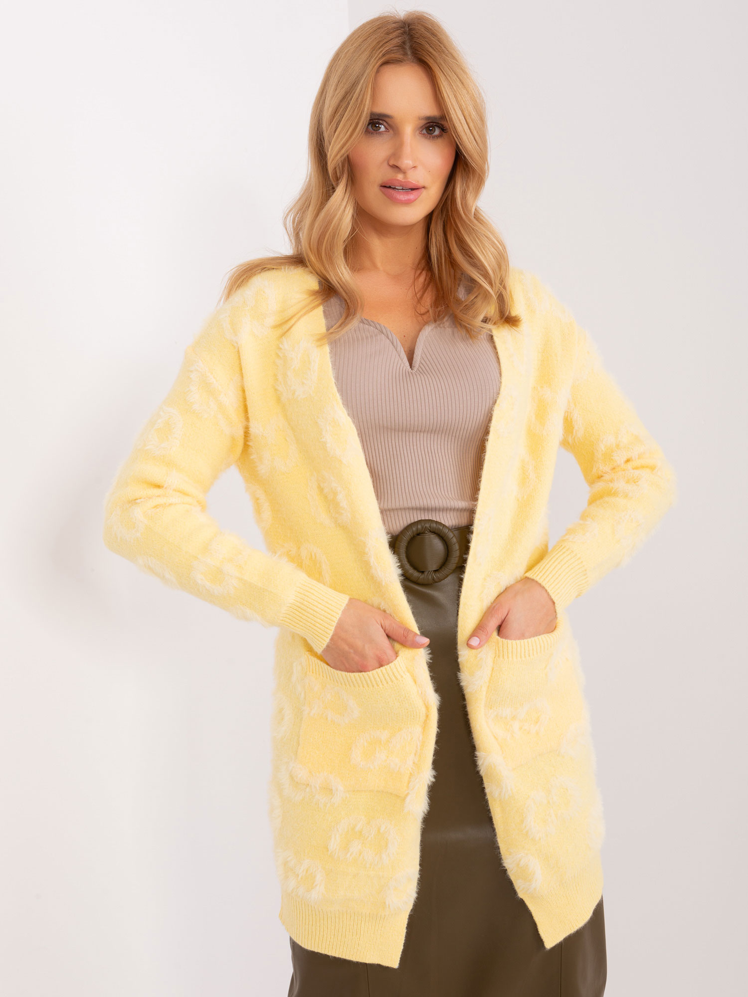 Sweater-AT-SW-234502.38X-Light Yellow