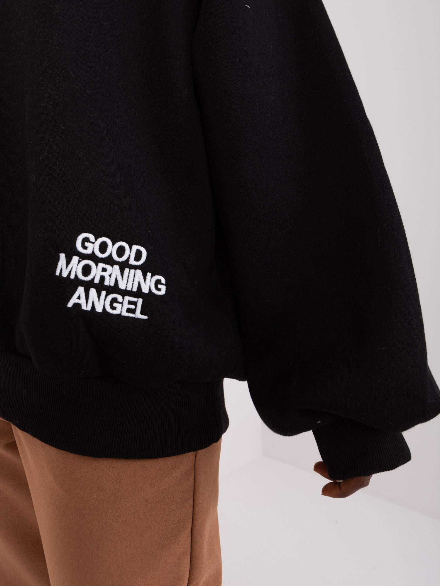 Sweatshirt-EM-BL-407-2.08-black
