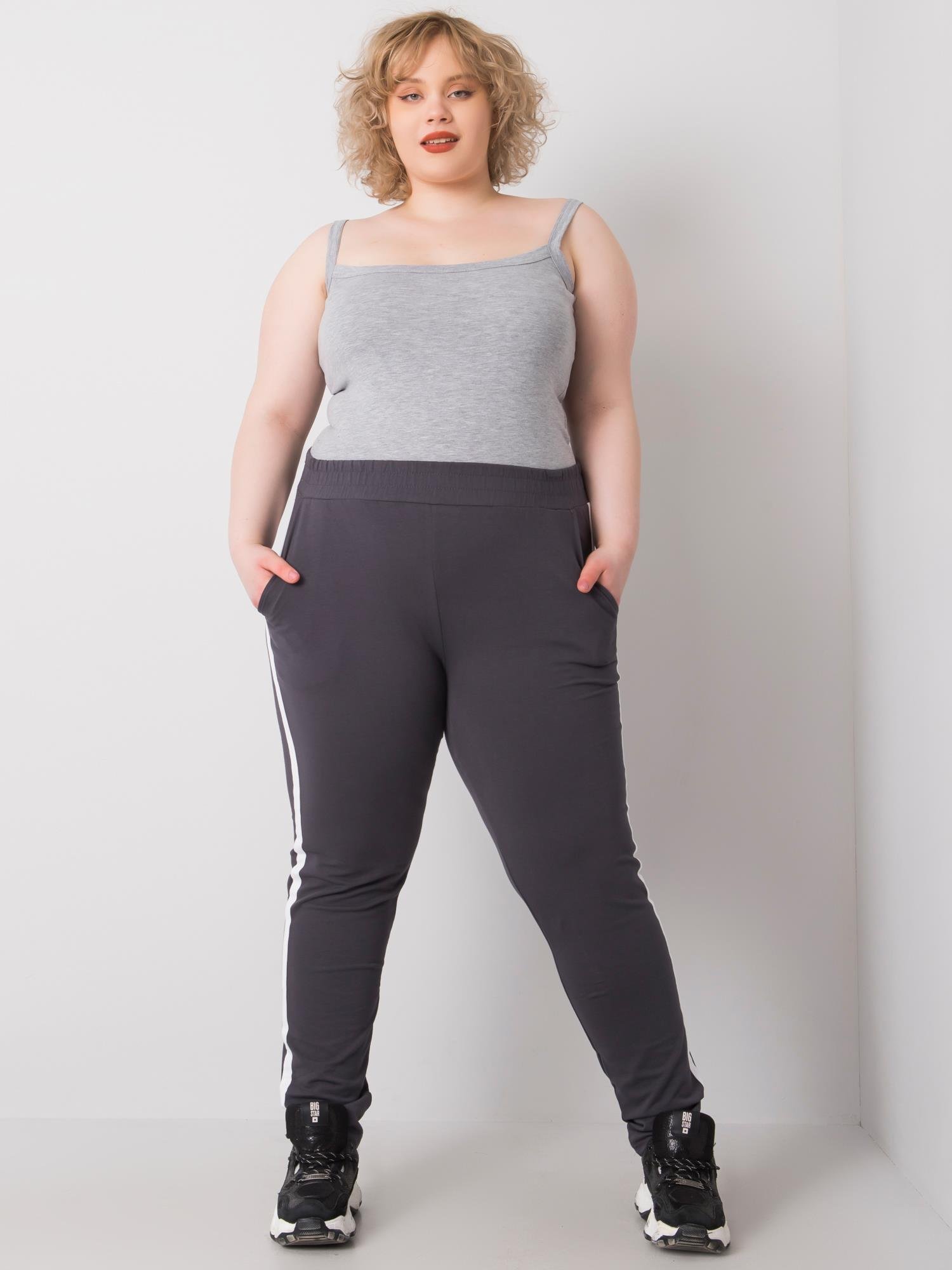 Sweatpants-RV-DR-6643.95-graphite