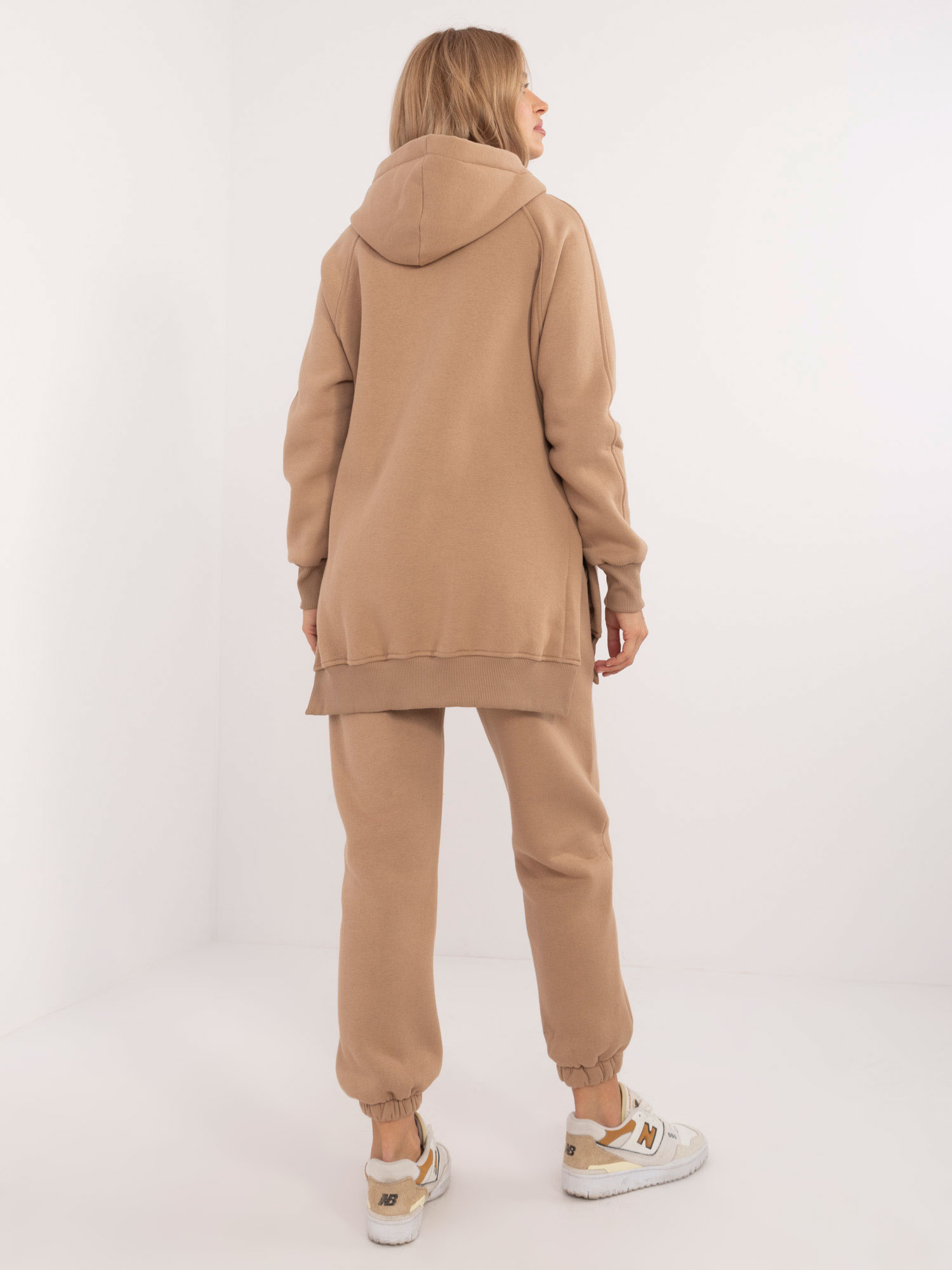 Set-EM-KMPL-847.68-dark beige