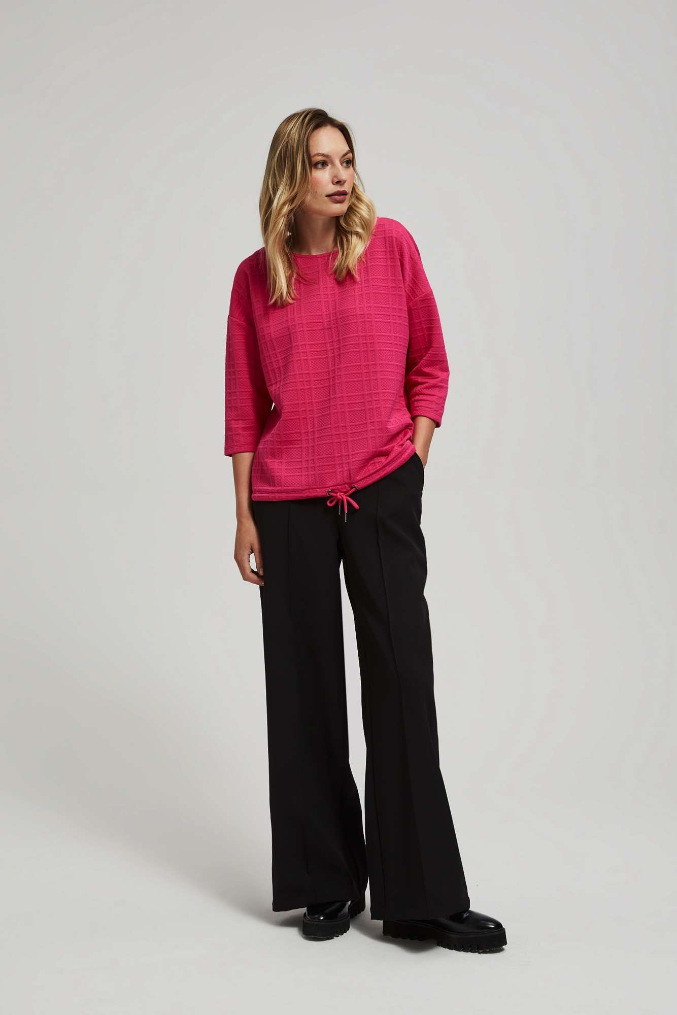 3/4 sleeve sweatshirt